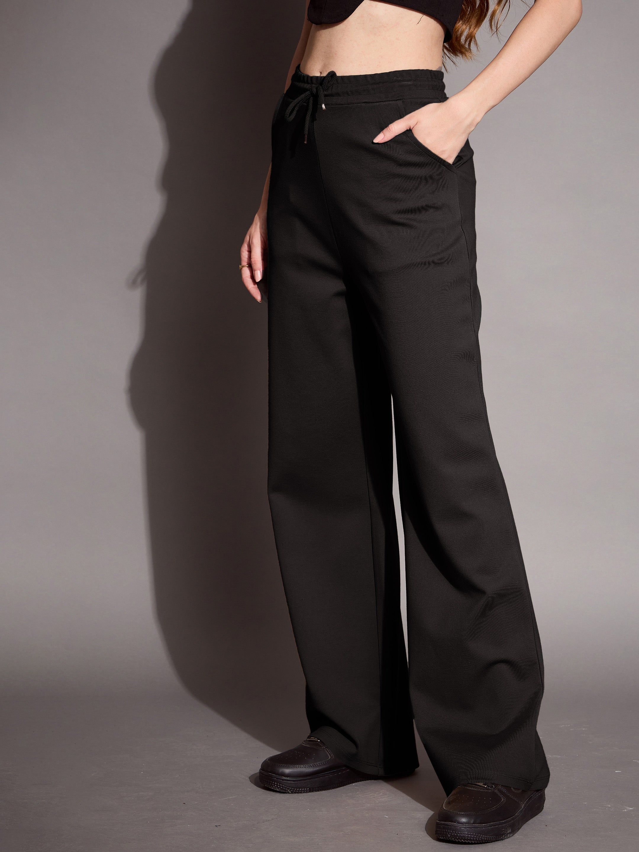 Women's Black Solid Track Pant - Sassafras