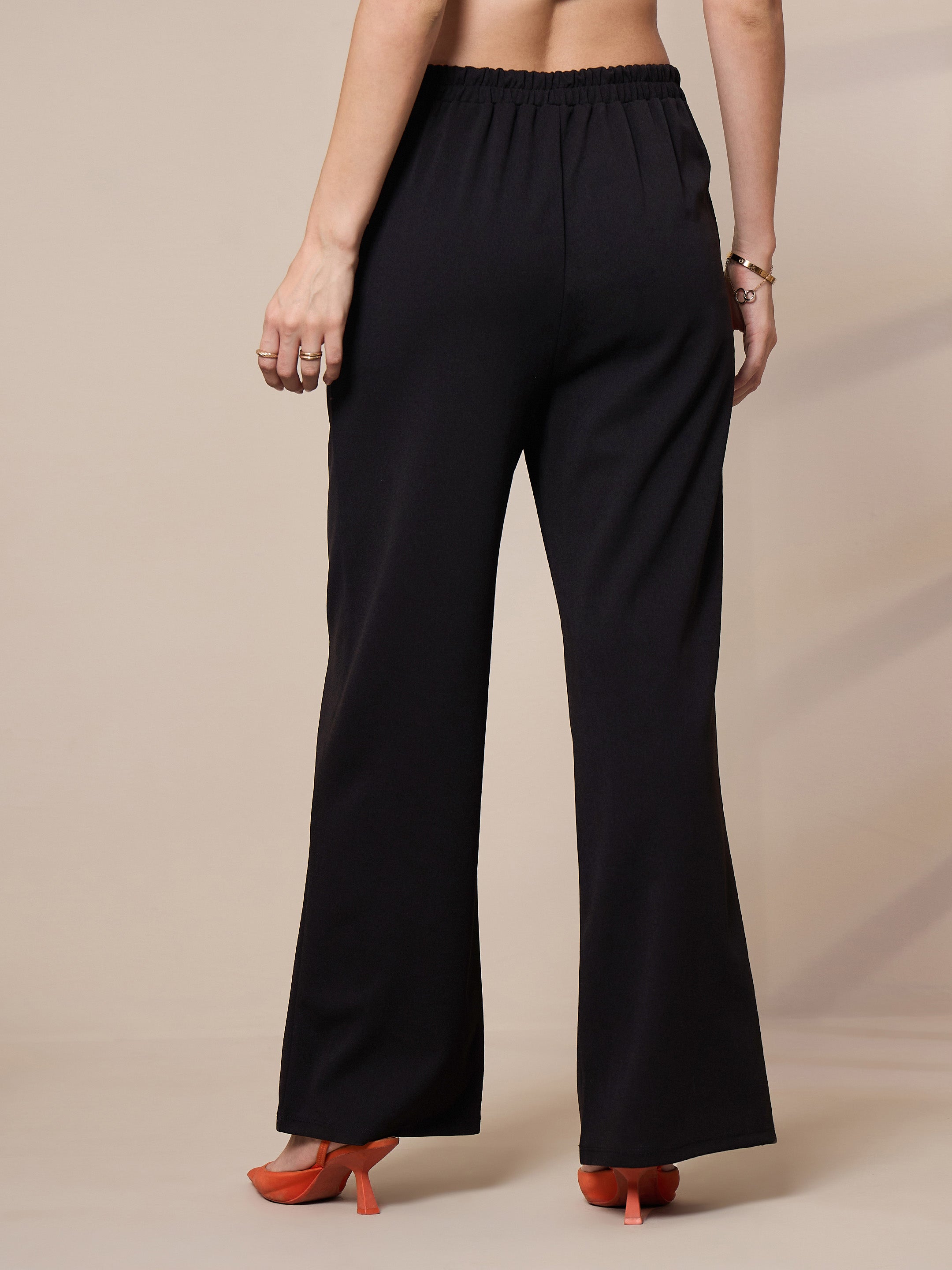 Women's Black Solid Pant - Sassafras