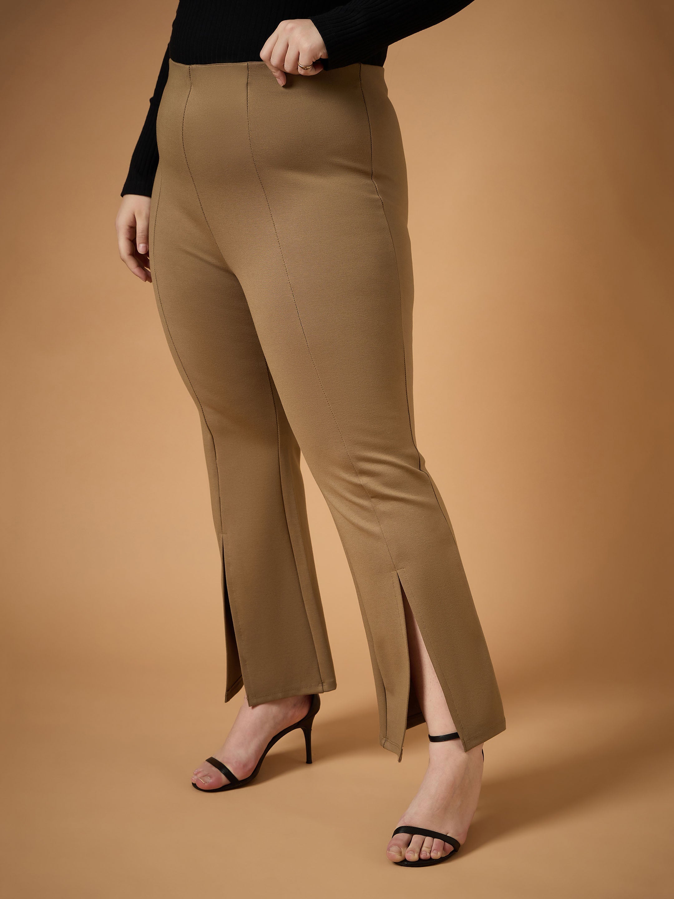 Women's Beige Solid Pant - Sassafras