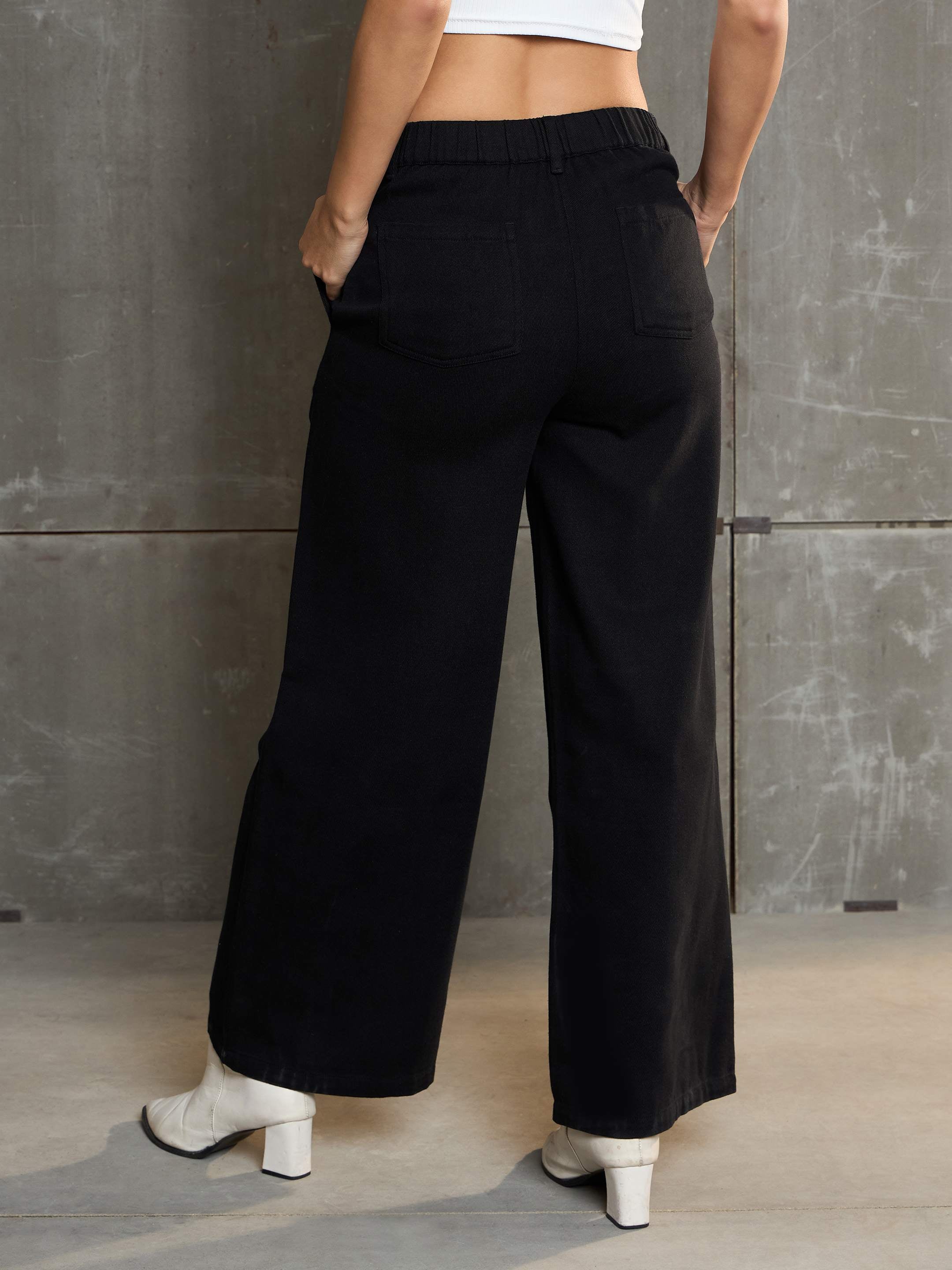 Women's Black Denim Flared Pants-SASSAFRAS