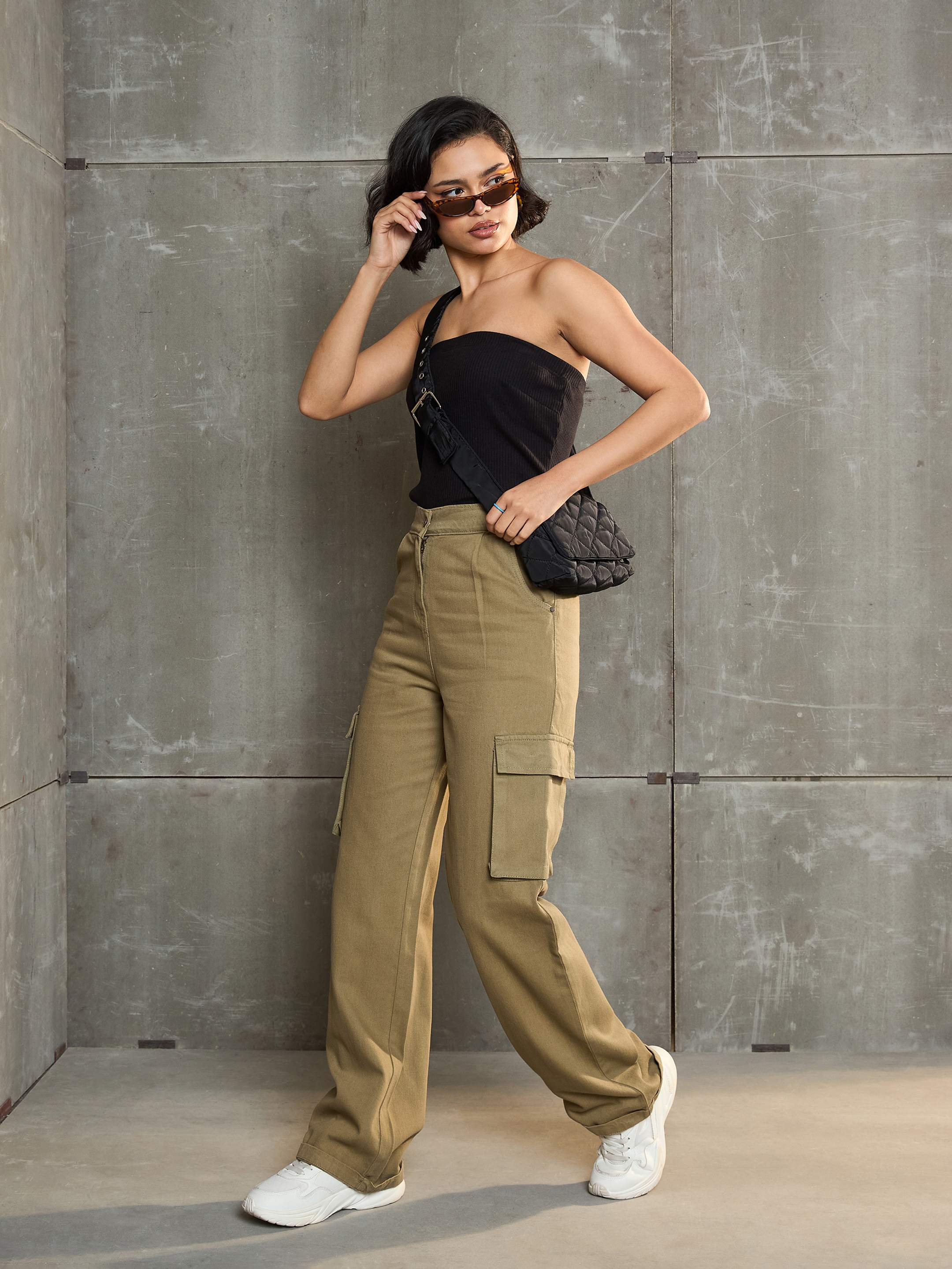 Women's Brown Box Pockets Straight Cargo Pants-SASSAFRAS