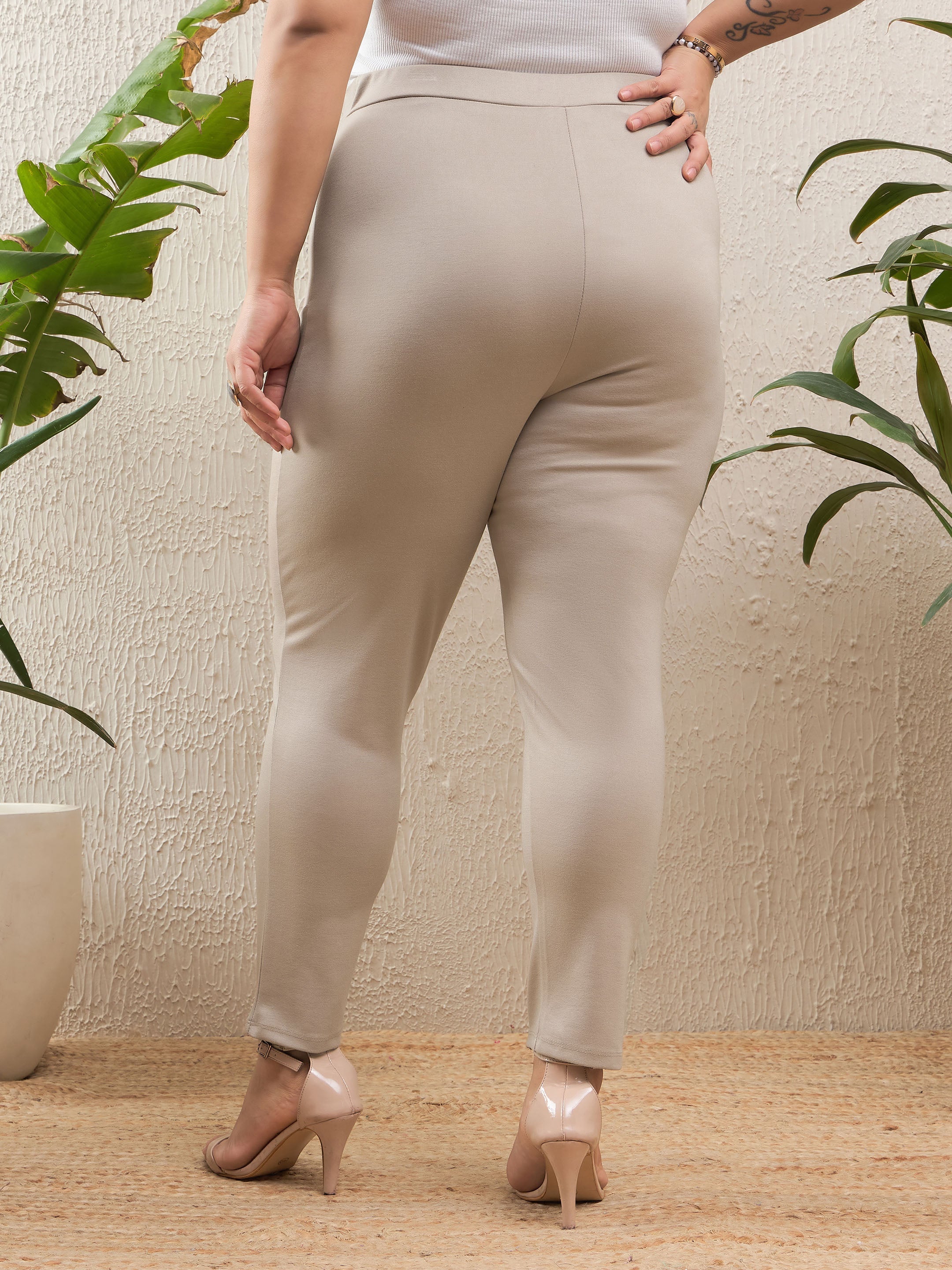 Women's Light Beige Roma Front Zipper Mom Fit Pants-SASSAFRAS