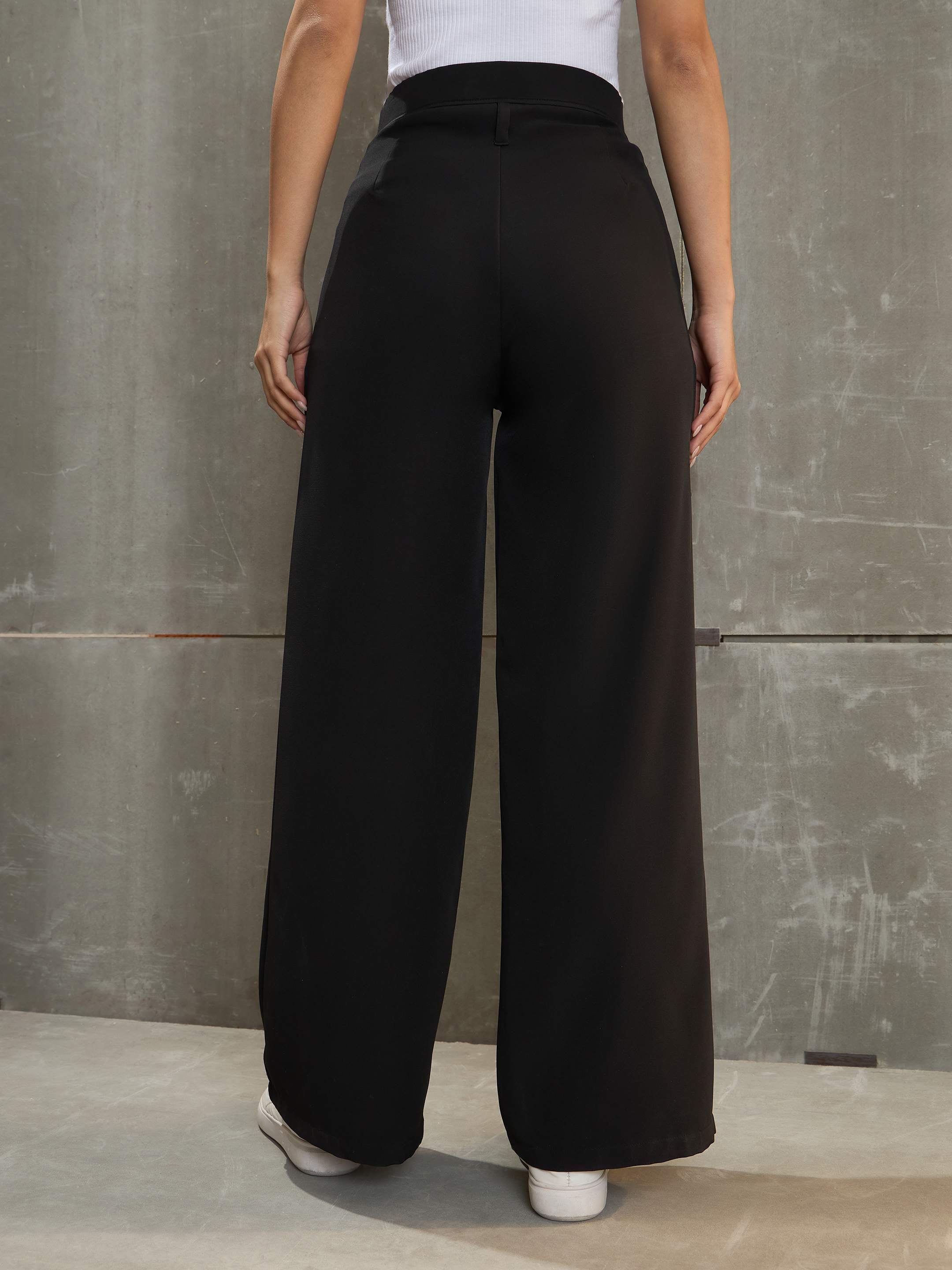 Women's Black Front Pleated High Rise Pants-SASSAFRAS