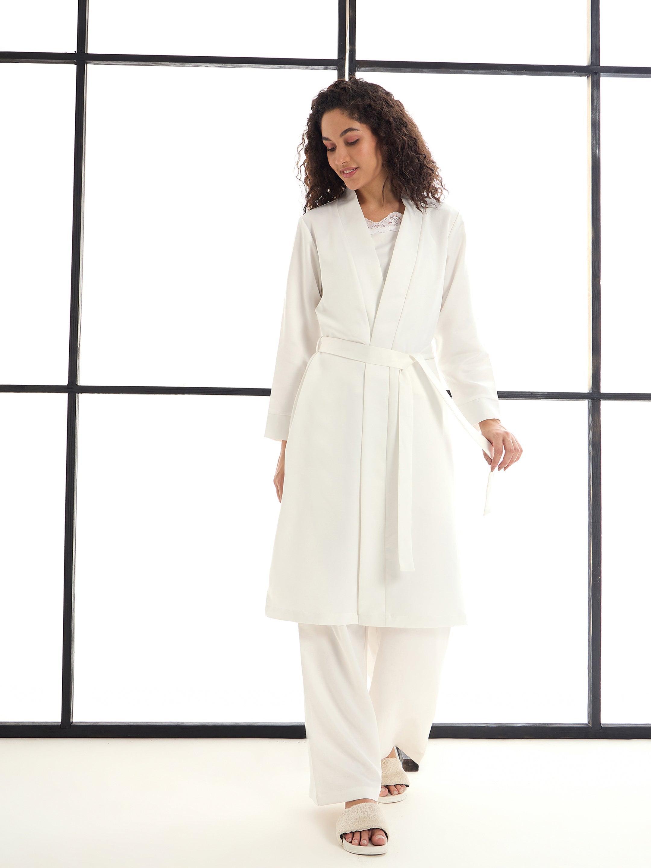 Women's White Solid Night Suit - Sassafras