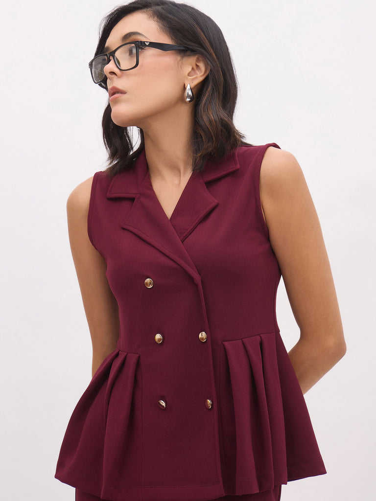 Women's Burgundy Sleeveless Notched Button Top With Skirt