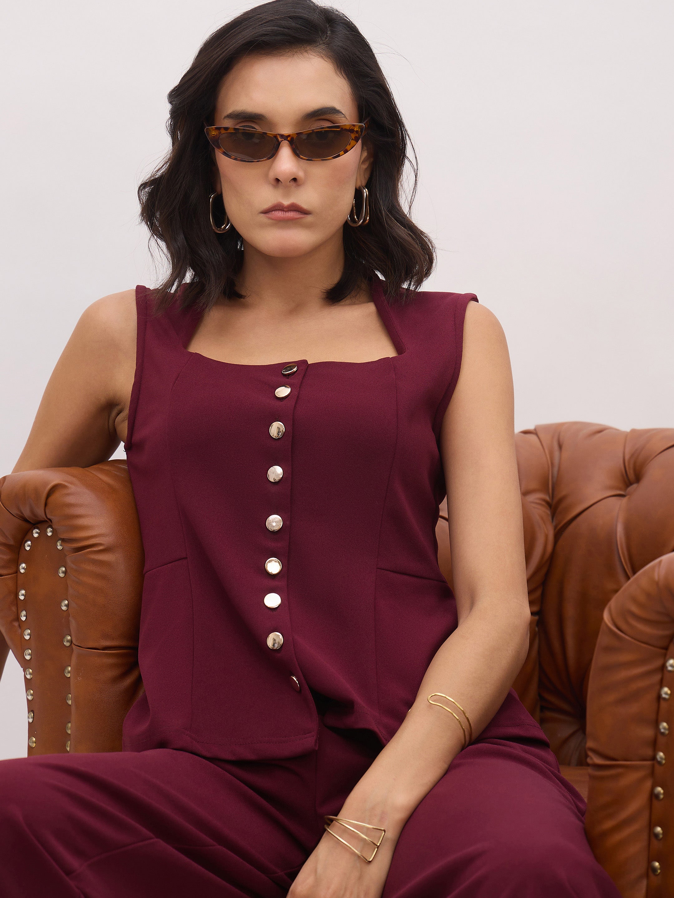 Women's Burgundy Rhombus Neck Top With Cross Pocket Pants