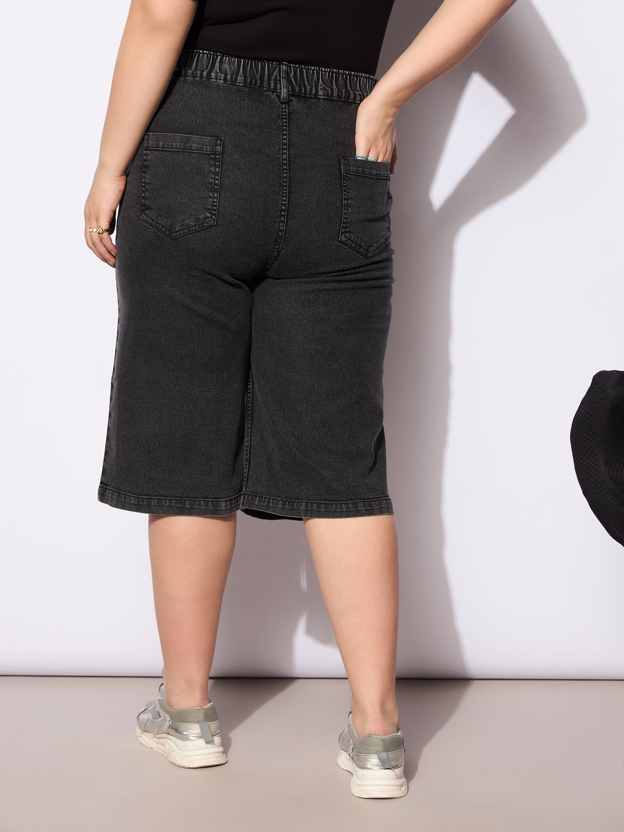 Women's Black Denim Bermuda Shorts-SASSAFRAS