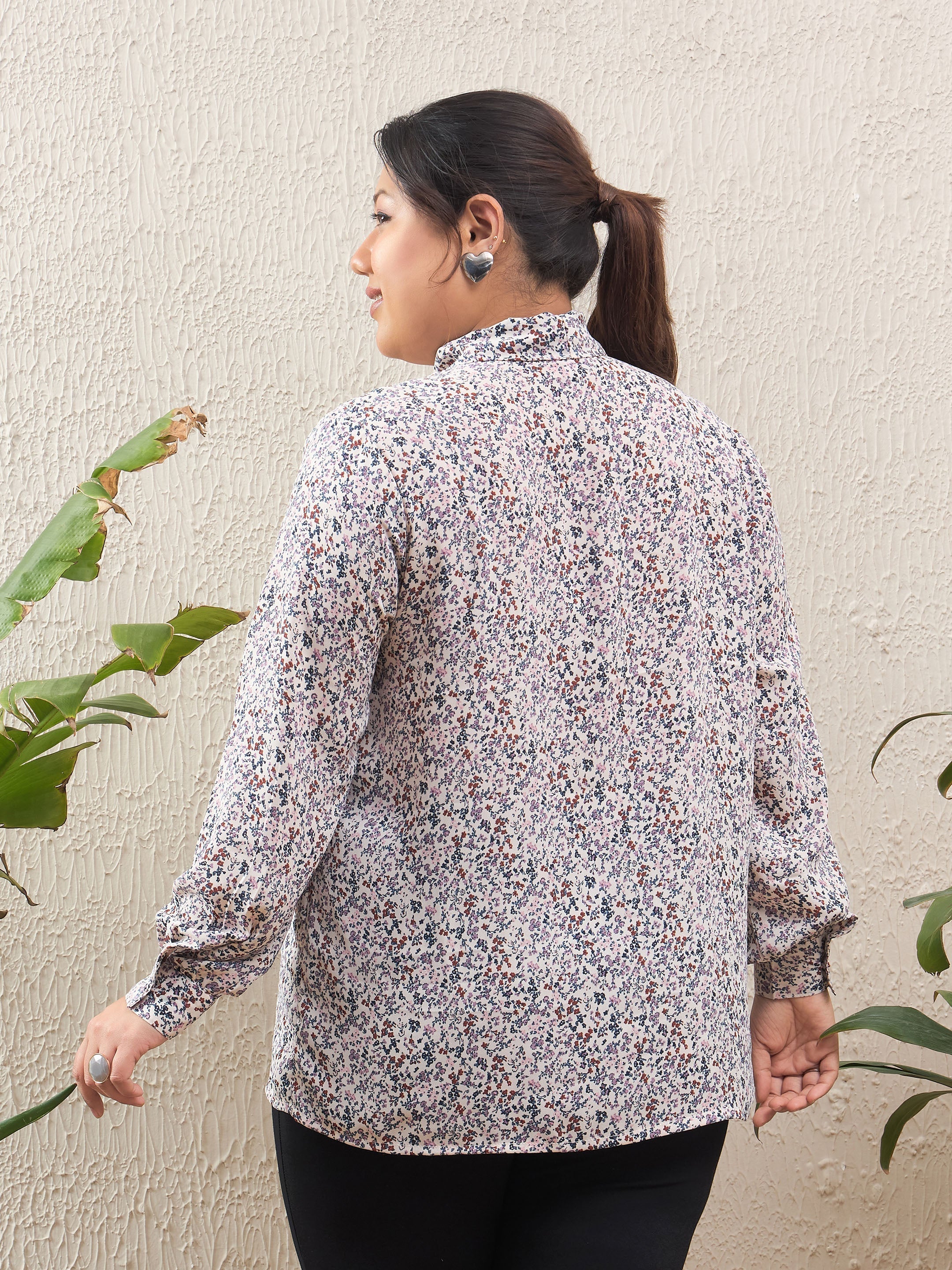 Women's White Ditsy Floral Tie Knot Shirt-SASSAFRAS