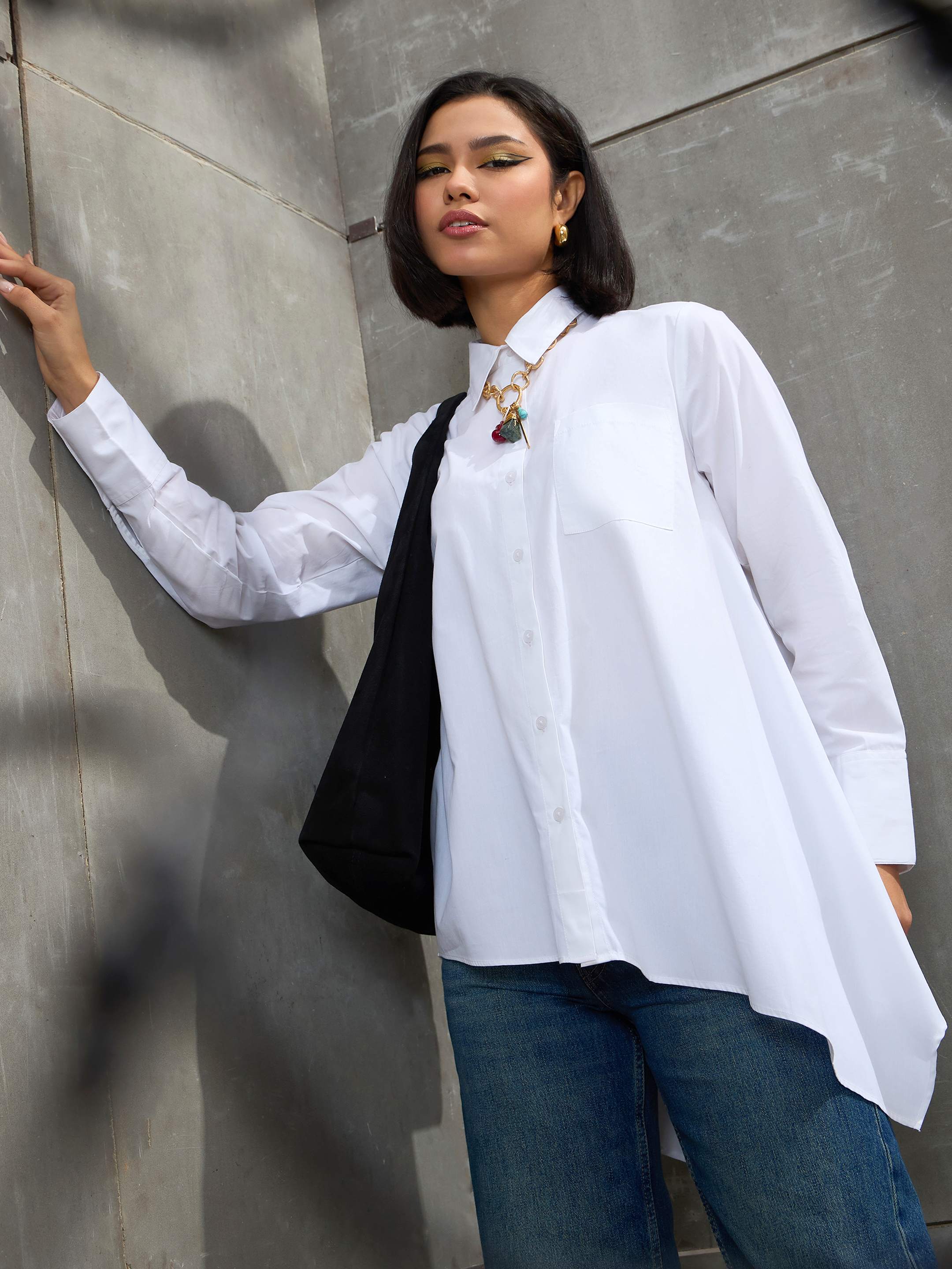 Women's White Poplin Assymetric Hem Shirt-SASSAFRAS