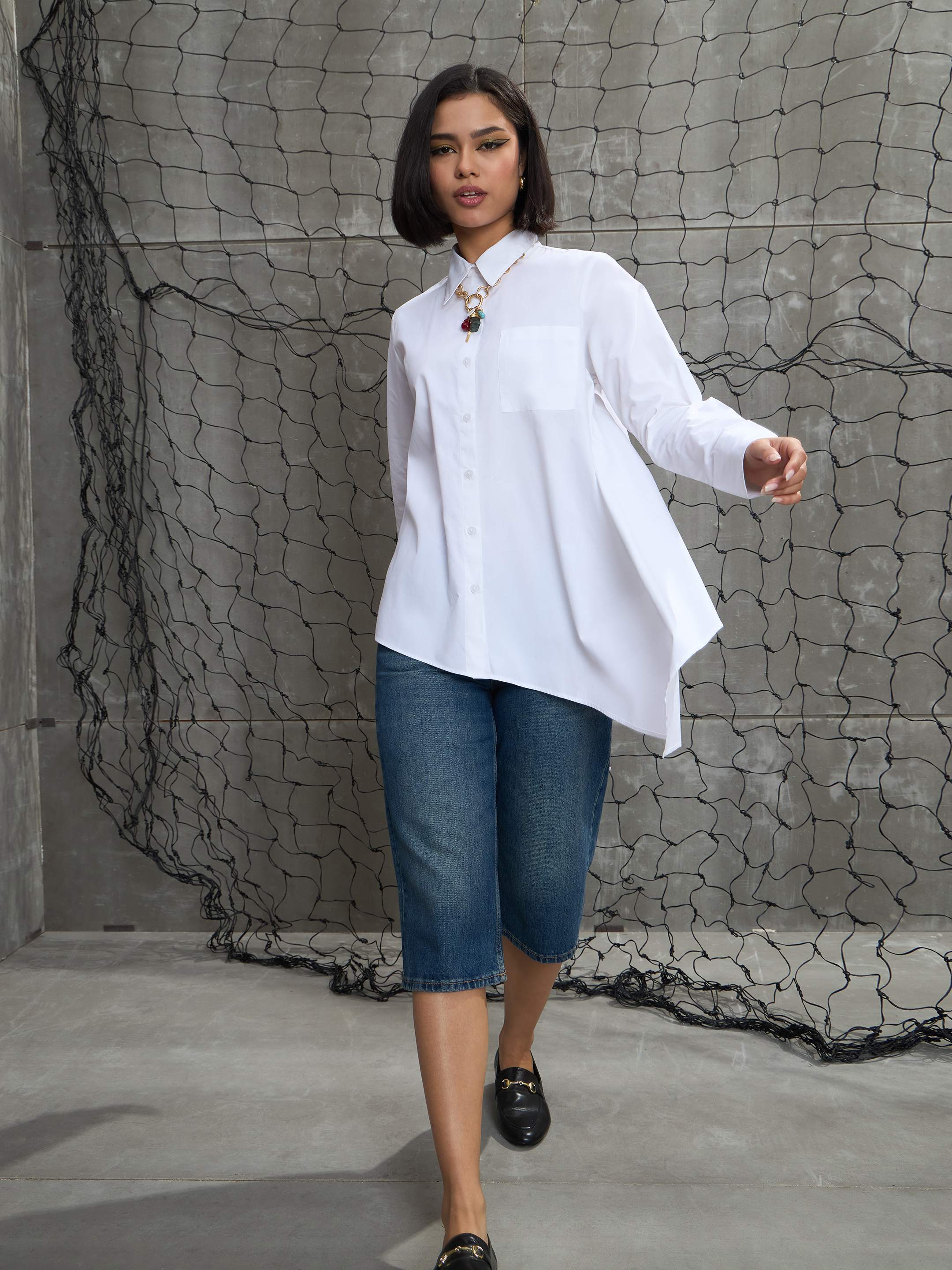 Women's White Poplin Assymetric Hem Shirt-SASSAFRAS