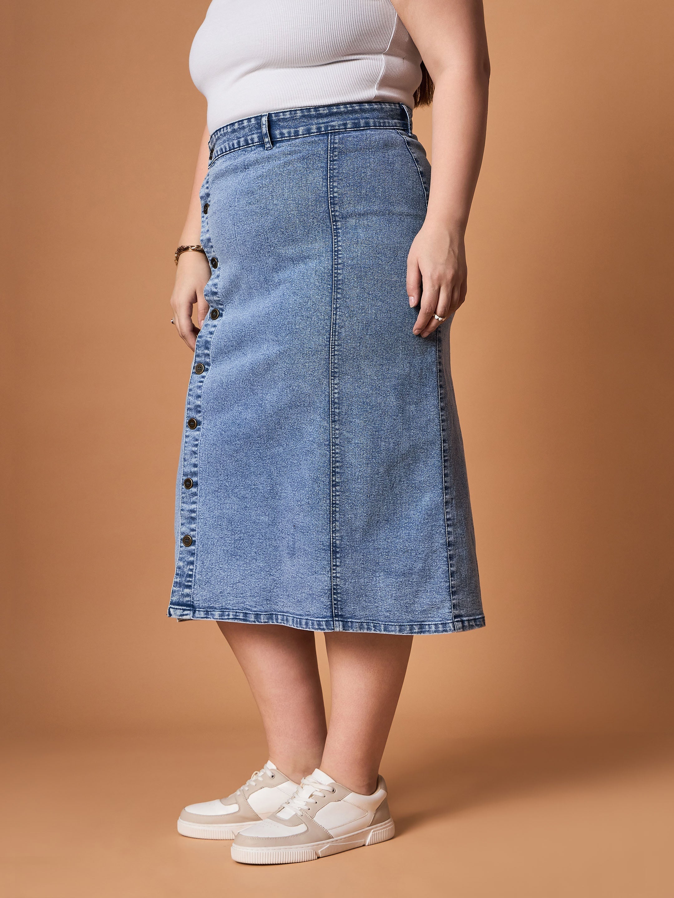 Women's Blue Denim Skirt - Sassafras