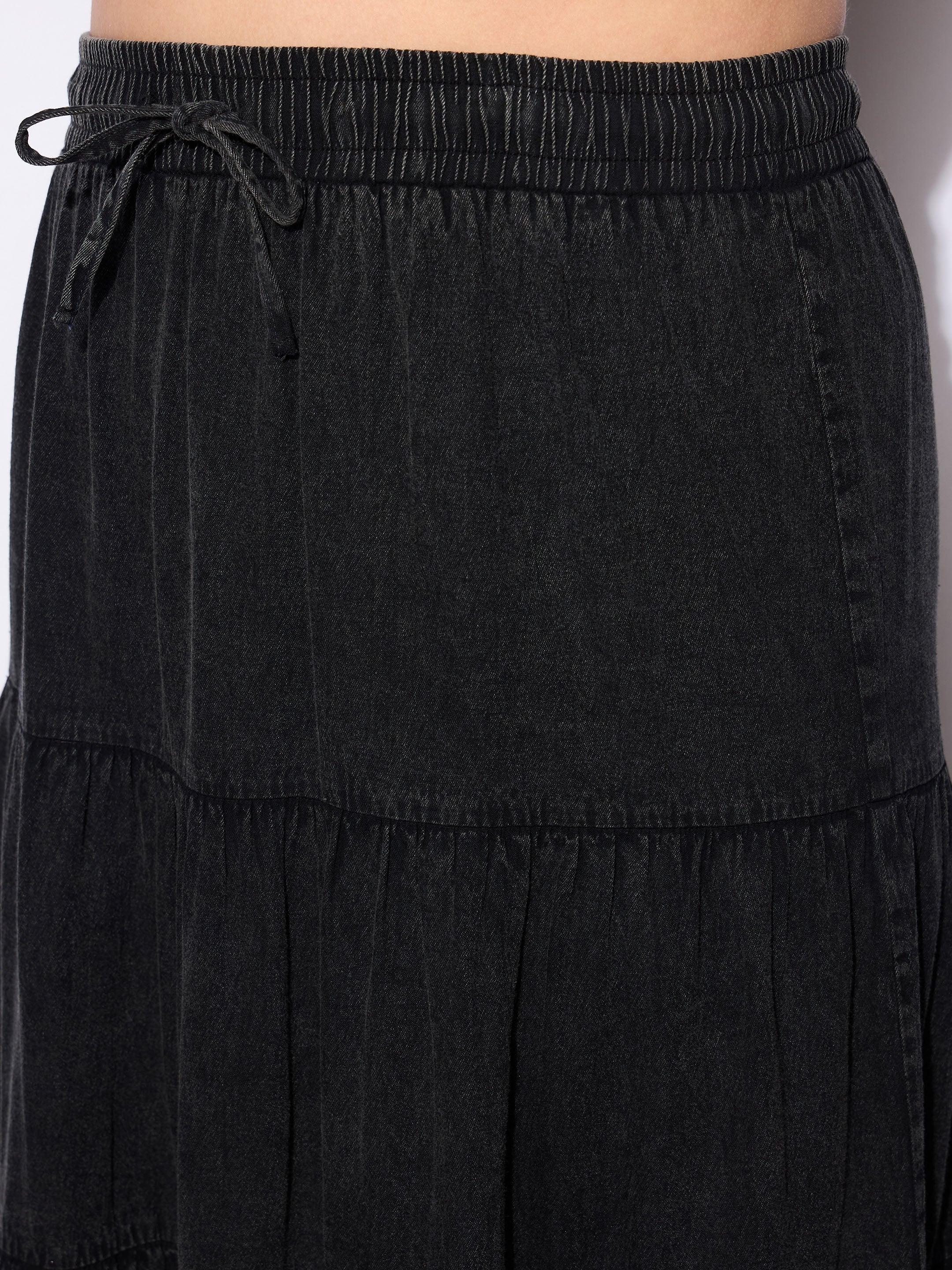 Women's Black Tencel Front Drawstring Tired Skirt-SASSAFRAS