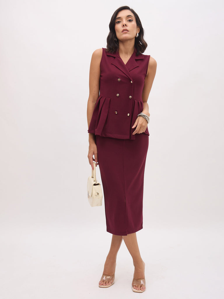 Women's Burgundy Sleeveless Notch Collar Button Top