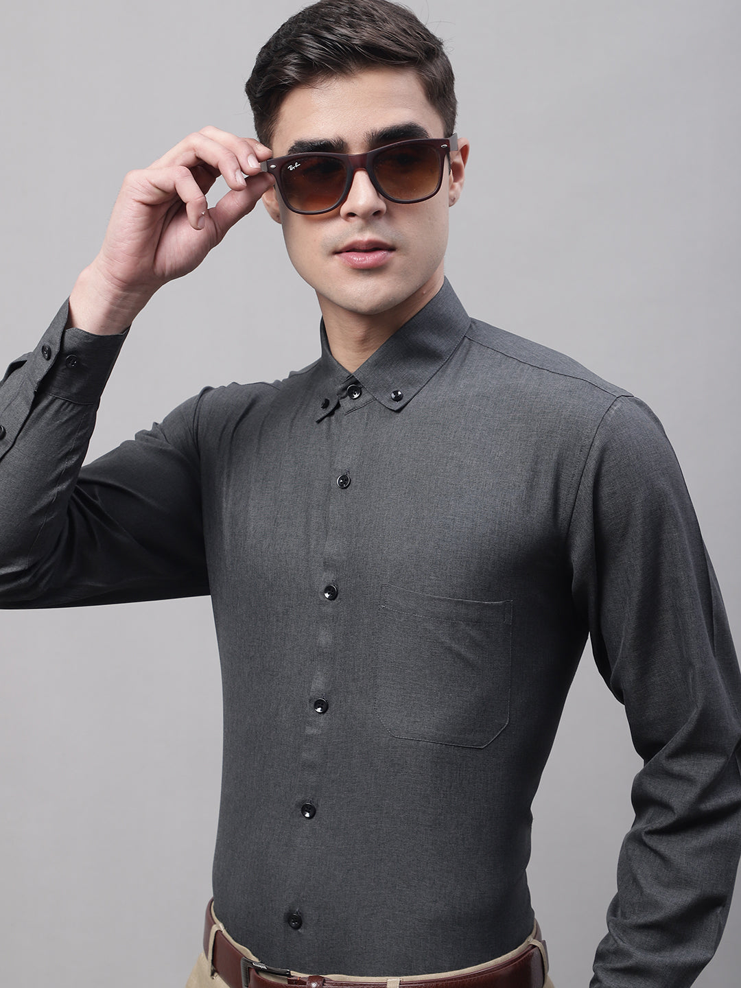 Men's Charcoal Cotton Solid Formal Shirt - Taantav