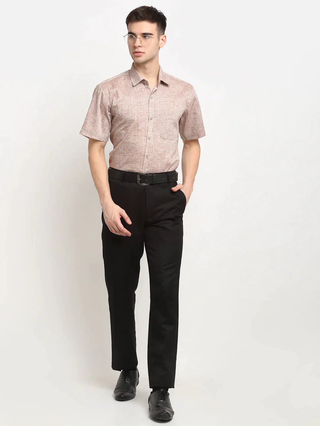 Men's Rust Solid Cotton Half Sleeves Formal Shirt - Taantav