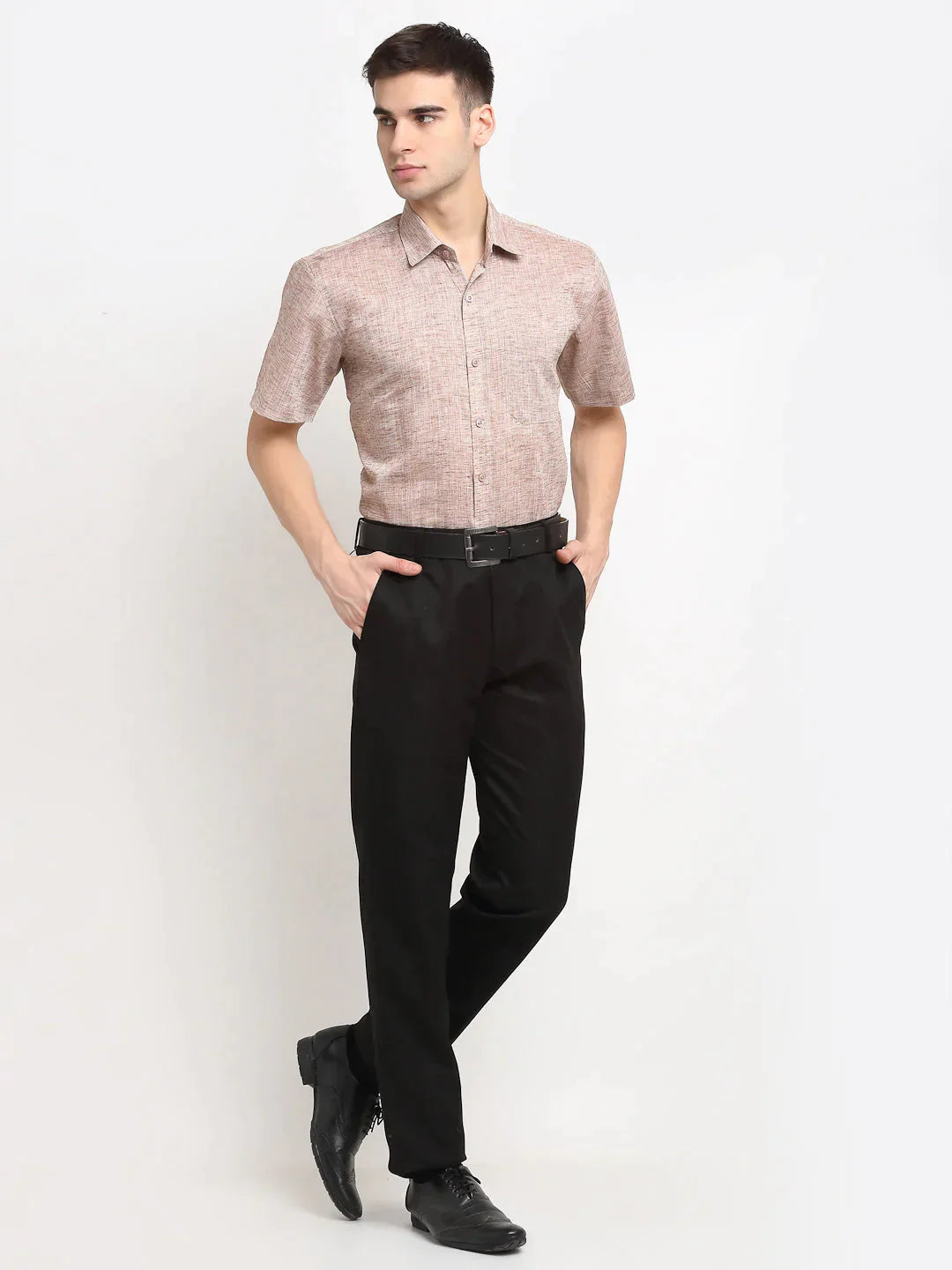 Men's Rust Solid Cotton Half Sleeves Formal Shirt - Taantav