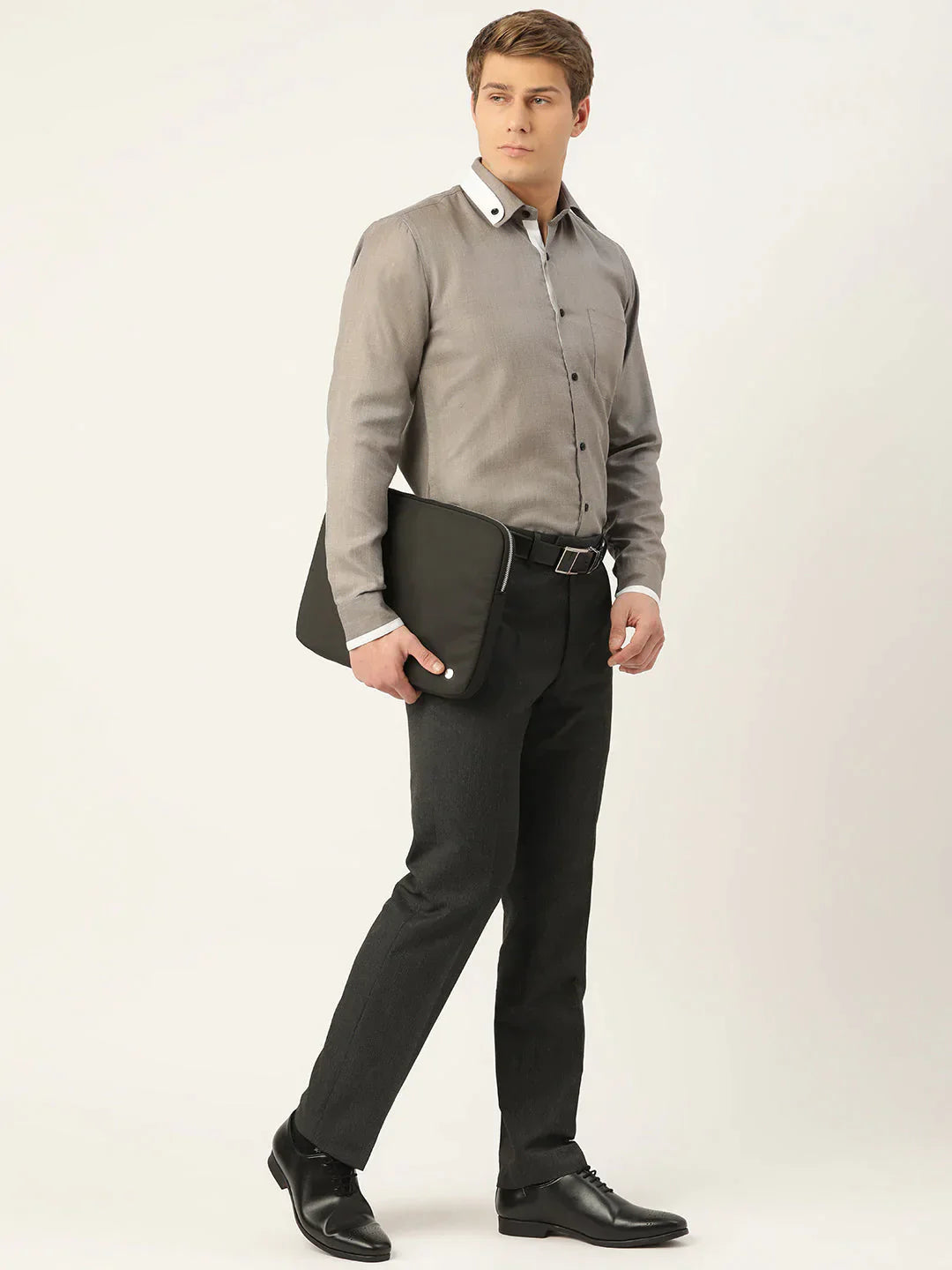 Men's  Cotton Solid Formal Shirts - Taantav