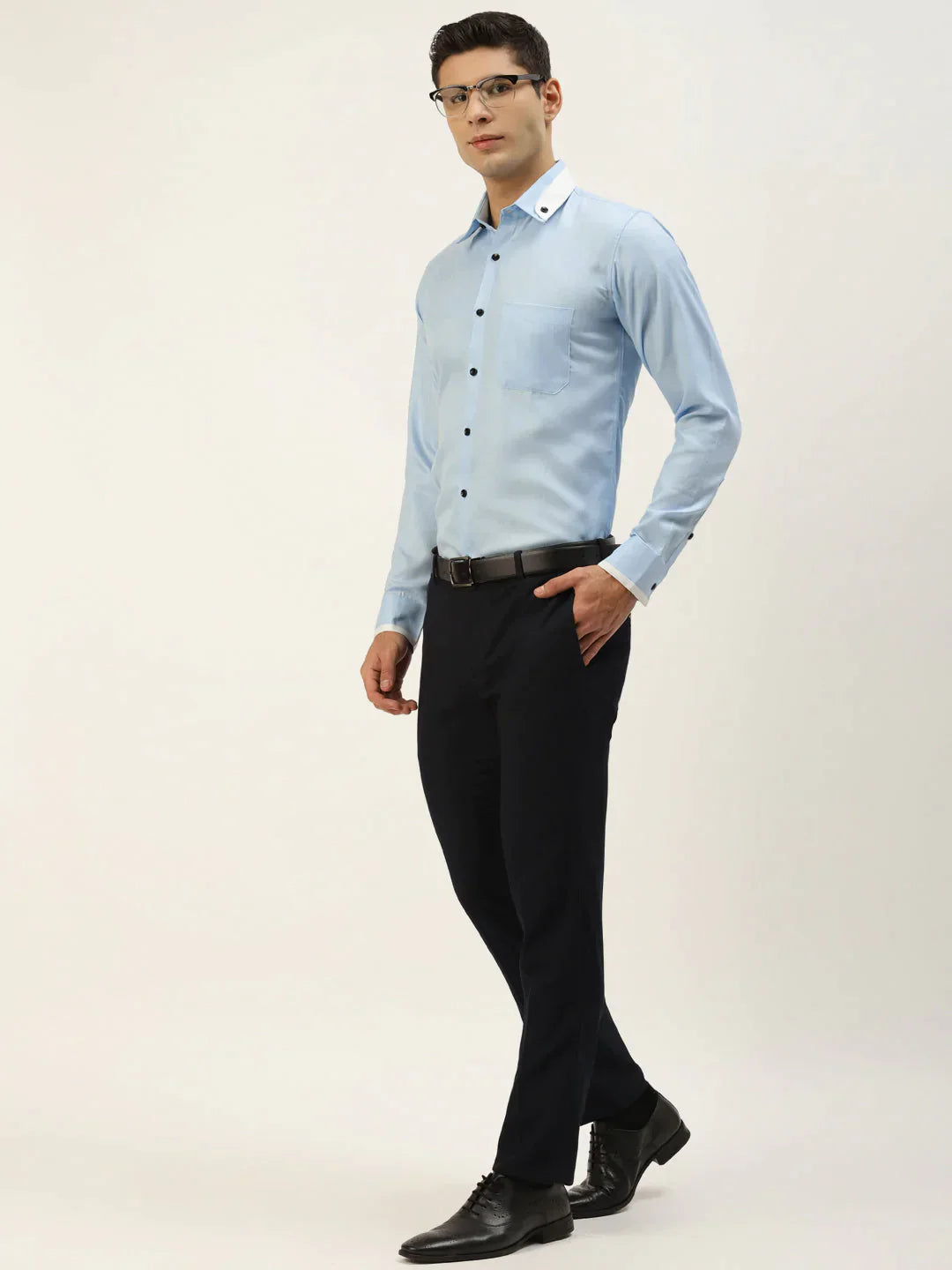 Men's  Cotton Solid Formal Shirts - Taantav