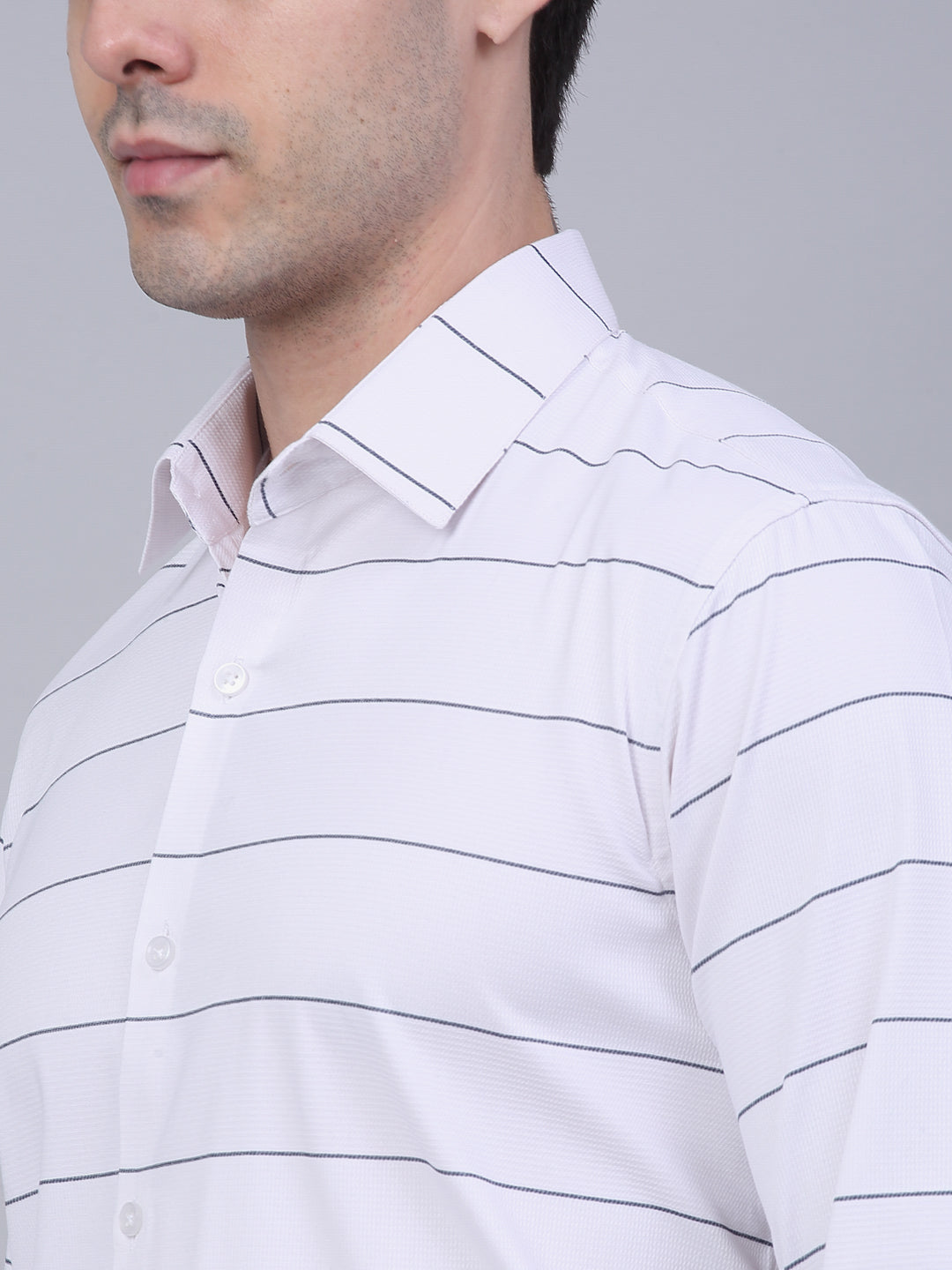 Men's White Horizontal Striped Formal Shirt - Taantav