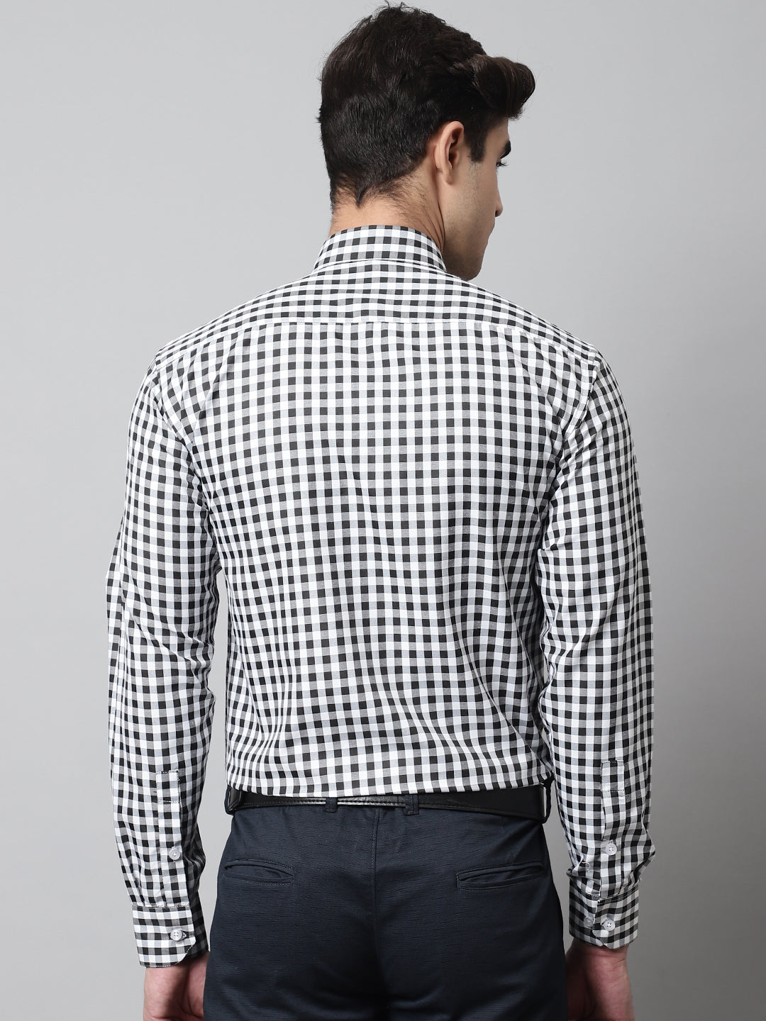 Men's Black Checks Pure Cotton Formal Shirt - Taantav