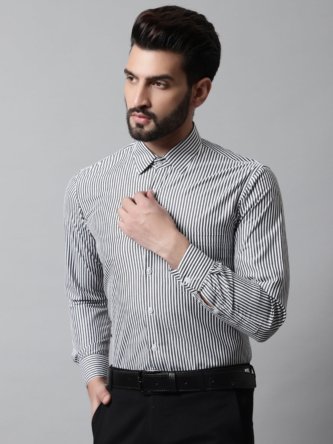 Men's Black & White Regular Fit Striped Formal Shirt - Taantav