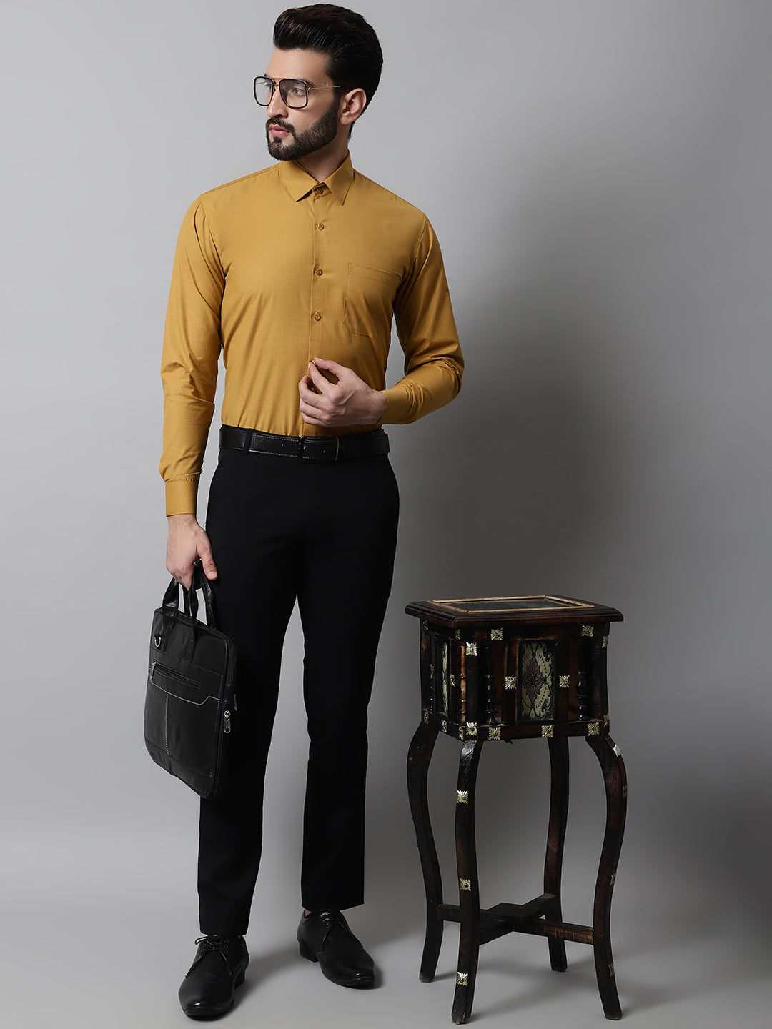 Men's Mustard Classic Slim Fit Solid Formal Shirt - Taantav