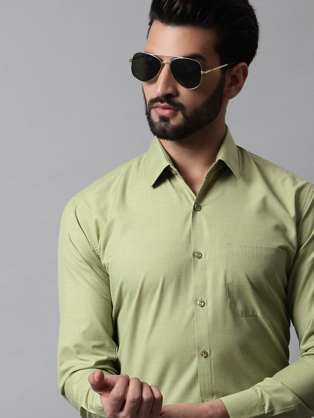 Men's Pista Green Classic Slim Fit Solid Formal Shirt - Taantav