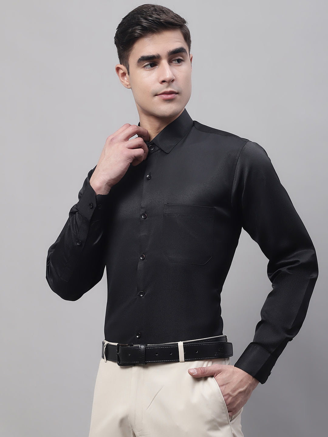 Men's Black Dobby Textured Formal Shirt - Taantav