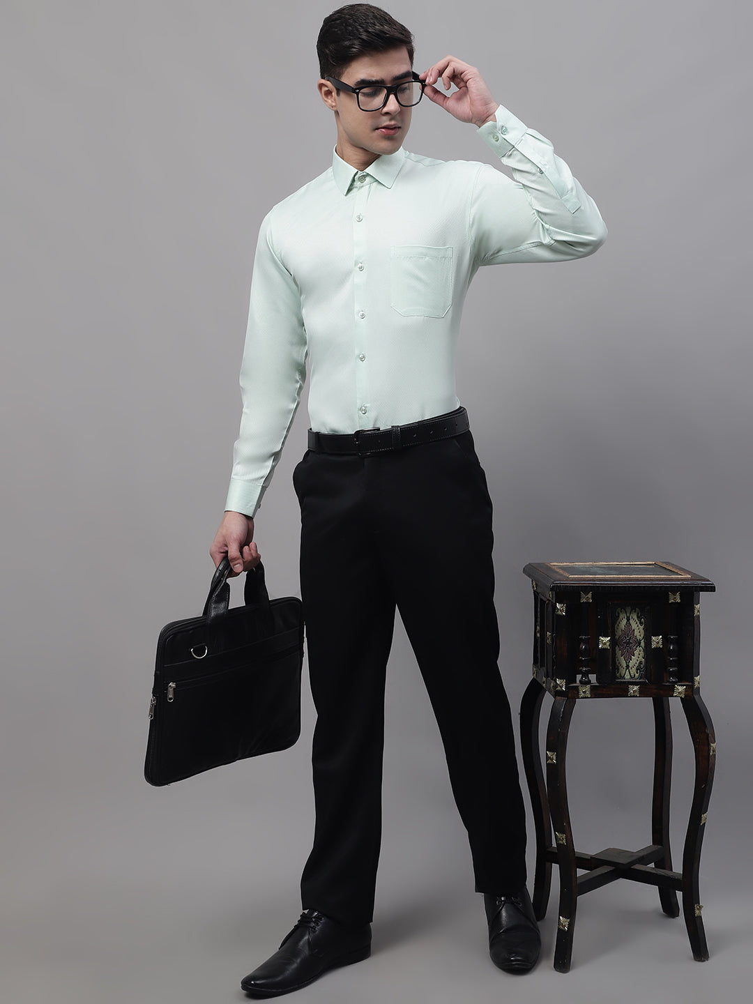 Men's Light-Green Dobby Textured Formal Shirt - Taantav