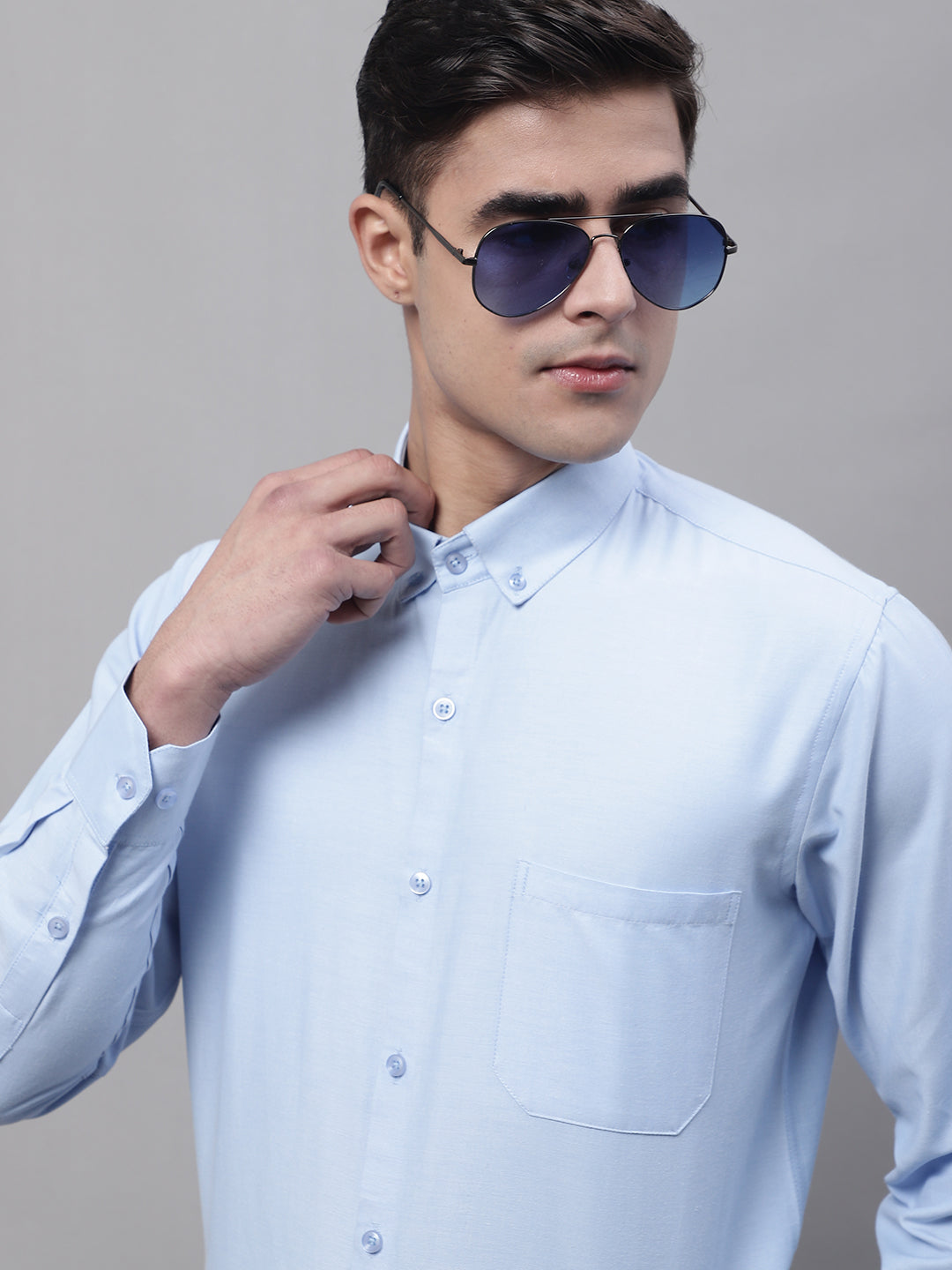 Men's Sky Blue Cotton Solid Formal Shirt - Taantav