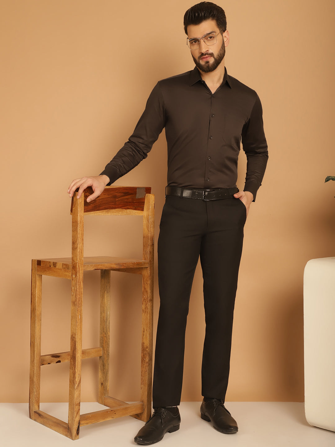 Men's Cotton Solid Formal Shirt - Taantav