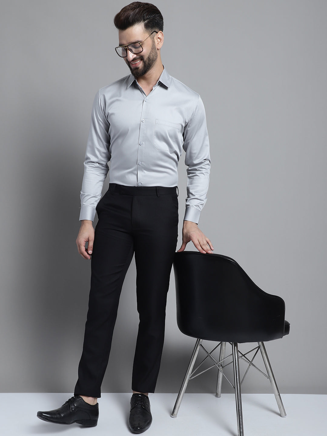 Men's Cotton Solid Formal Shirt - Taantav