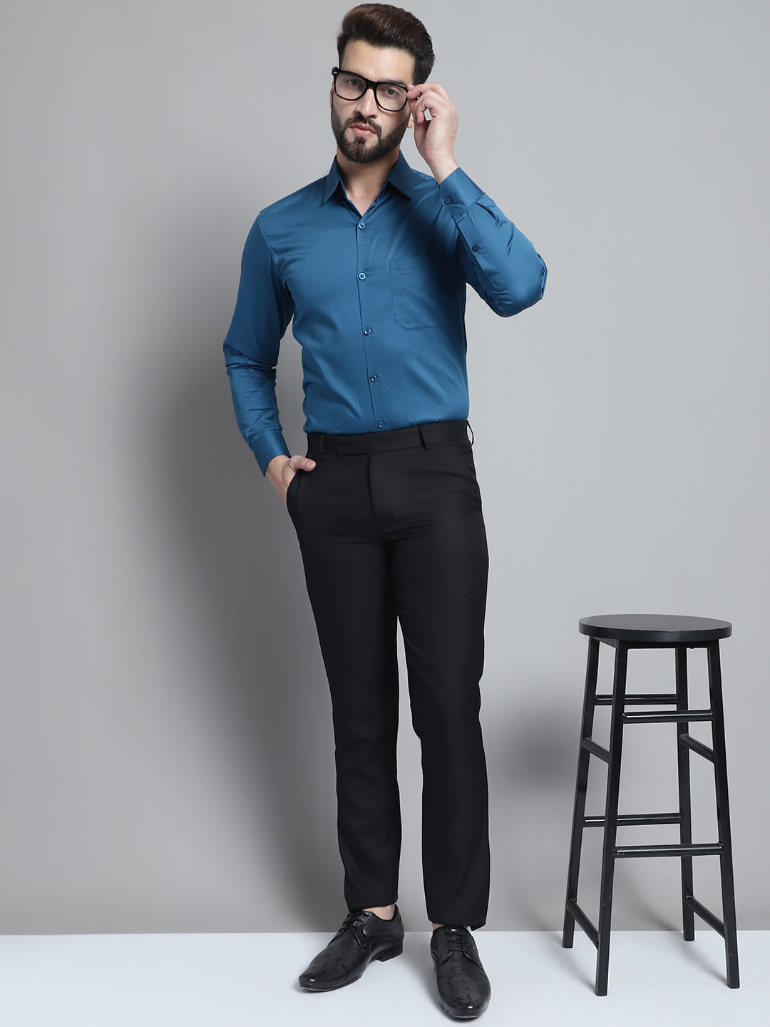 Men's Cotton Solid Formal Shirt - Taantav