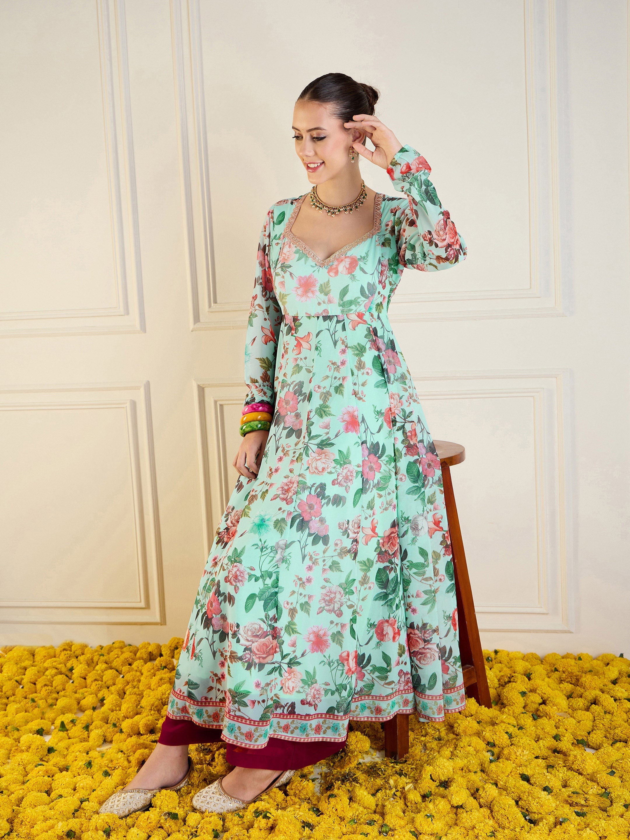 Women's Blue Floral Kurta - Sassafras