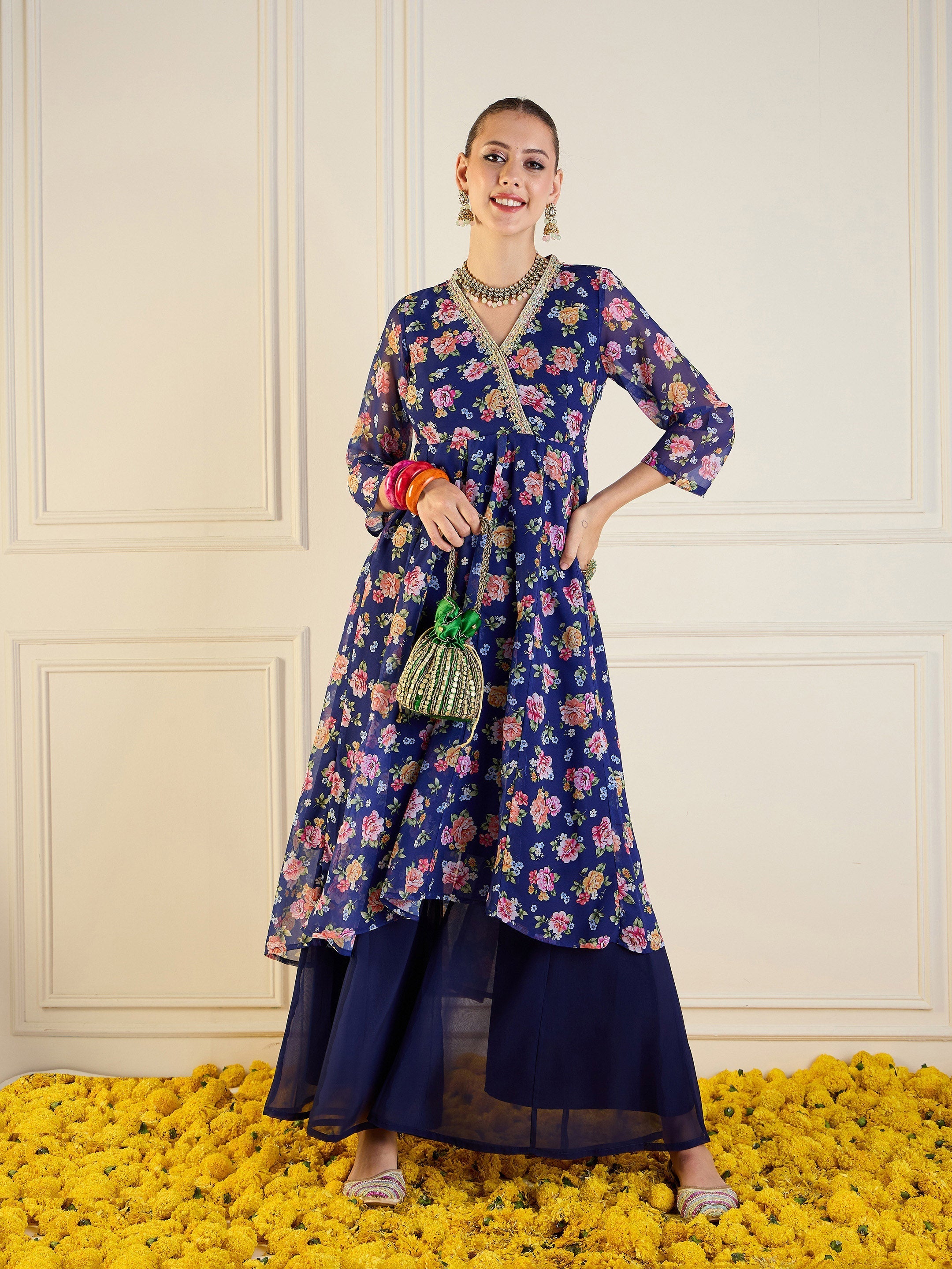 Women's Blue Floral Kurta - Sassafras