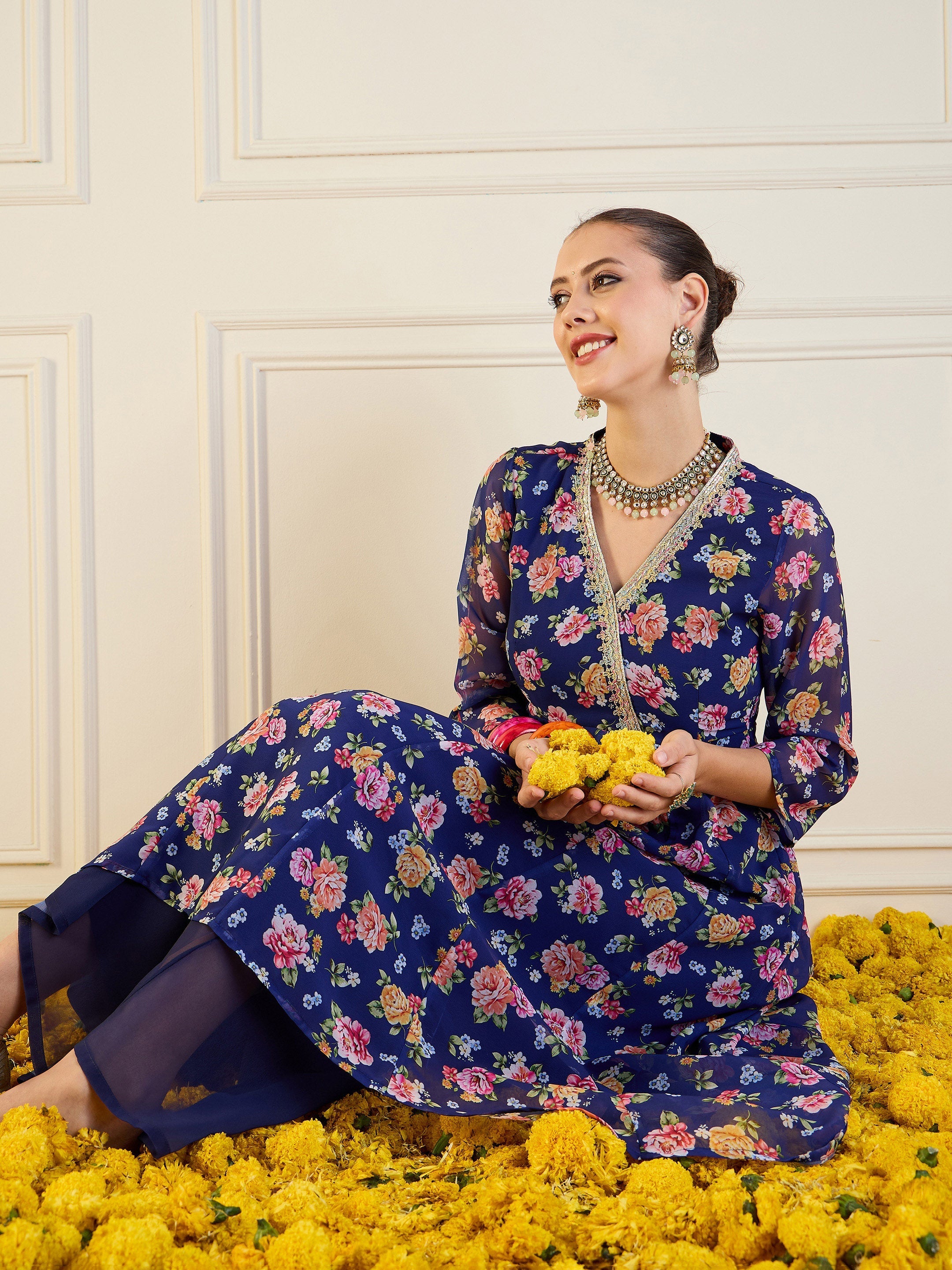 Women's Blue Floral Kurta - Sassafras