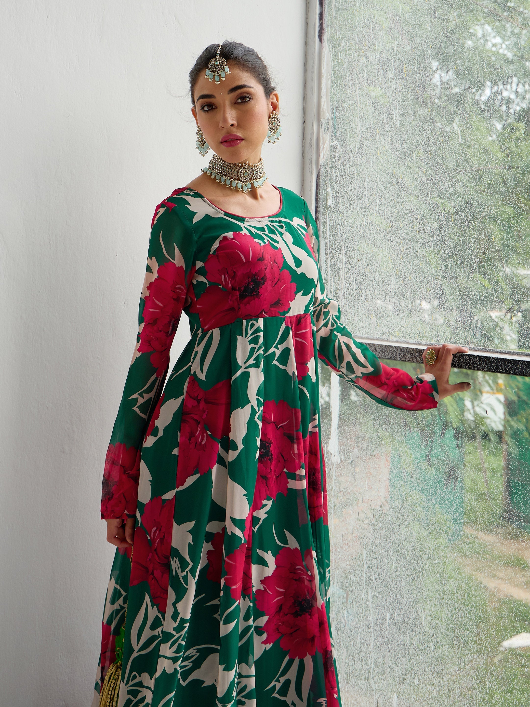 Women's Green Floral Kurta - Sassafras