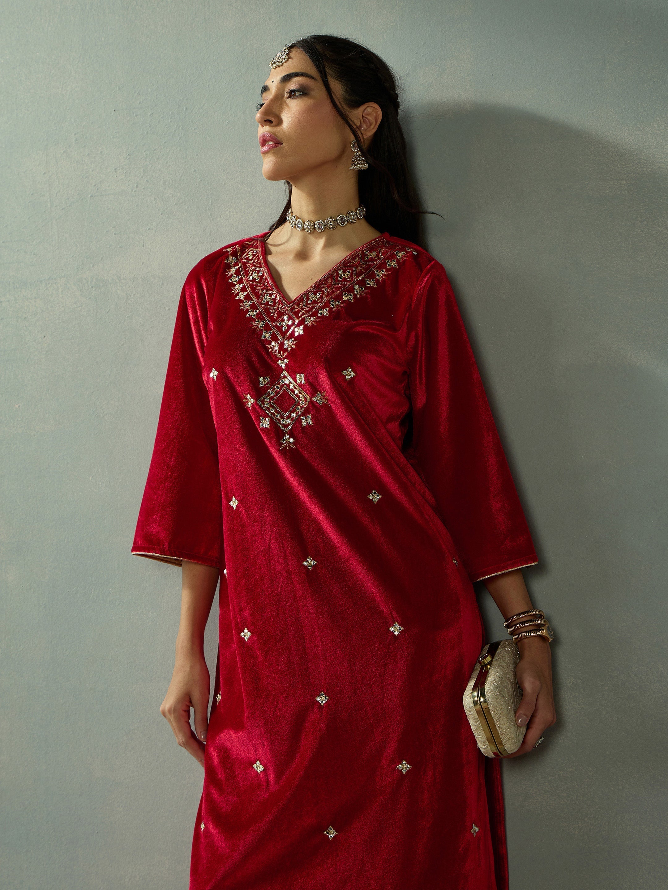 Women's Red Embroidered Kurta Set - Sassafras