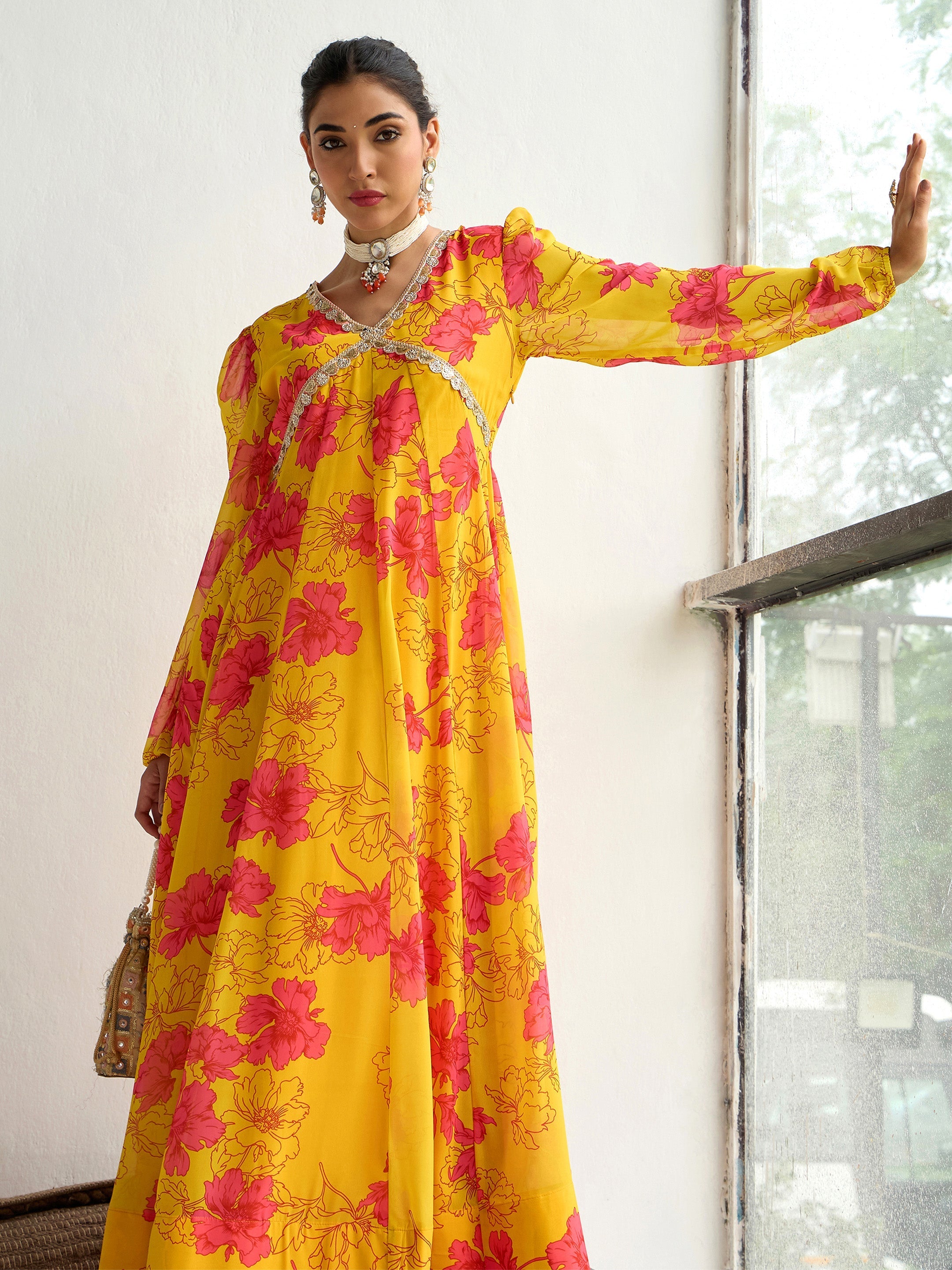 Women's Yellow Floral Kurta - Sassafras