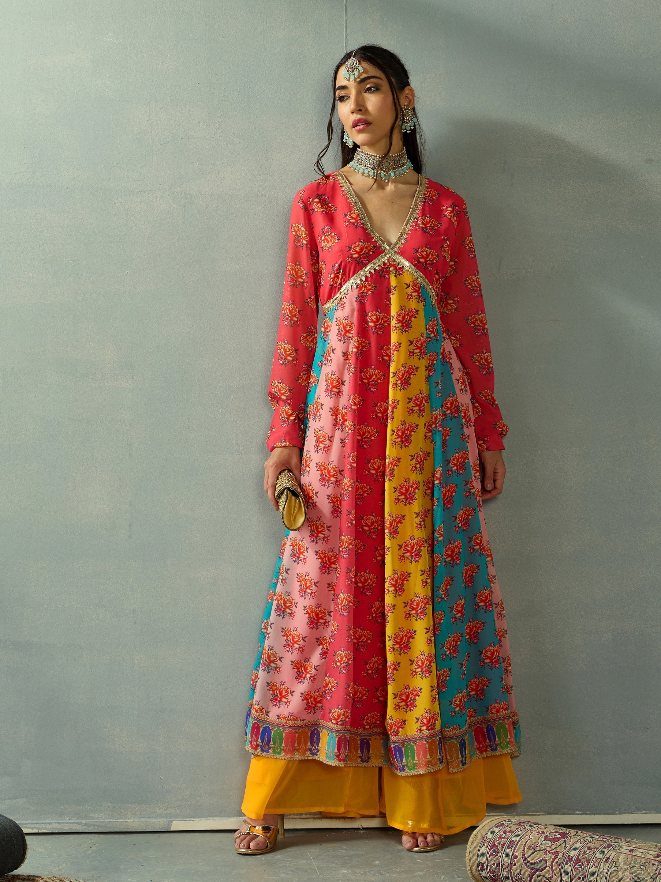 Women's Red Strong Kurta - Sassafras