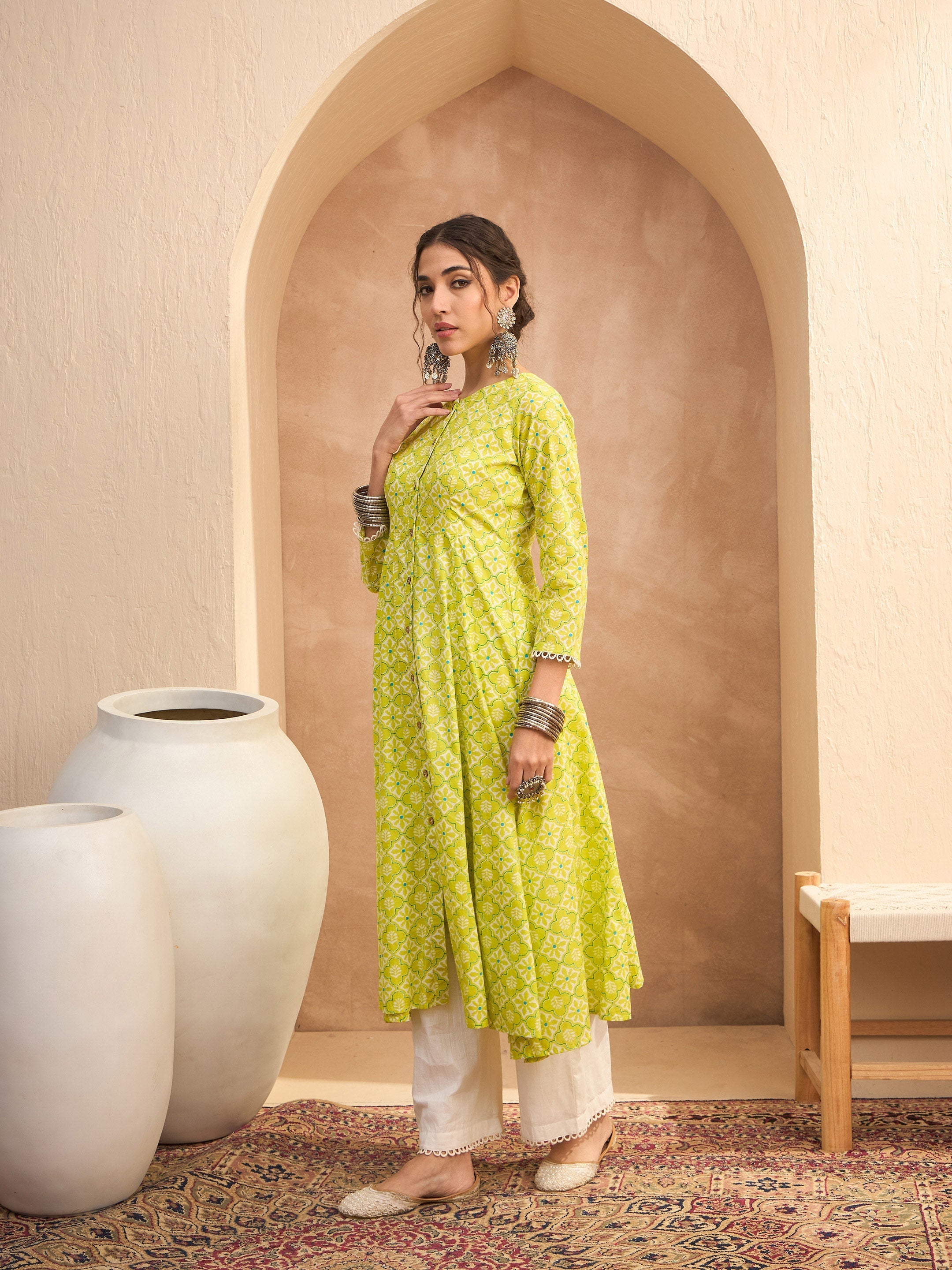 Women's Lime Green Floral Buttonned Pocket Kurta-SHAE