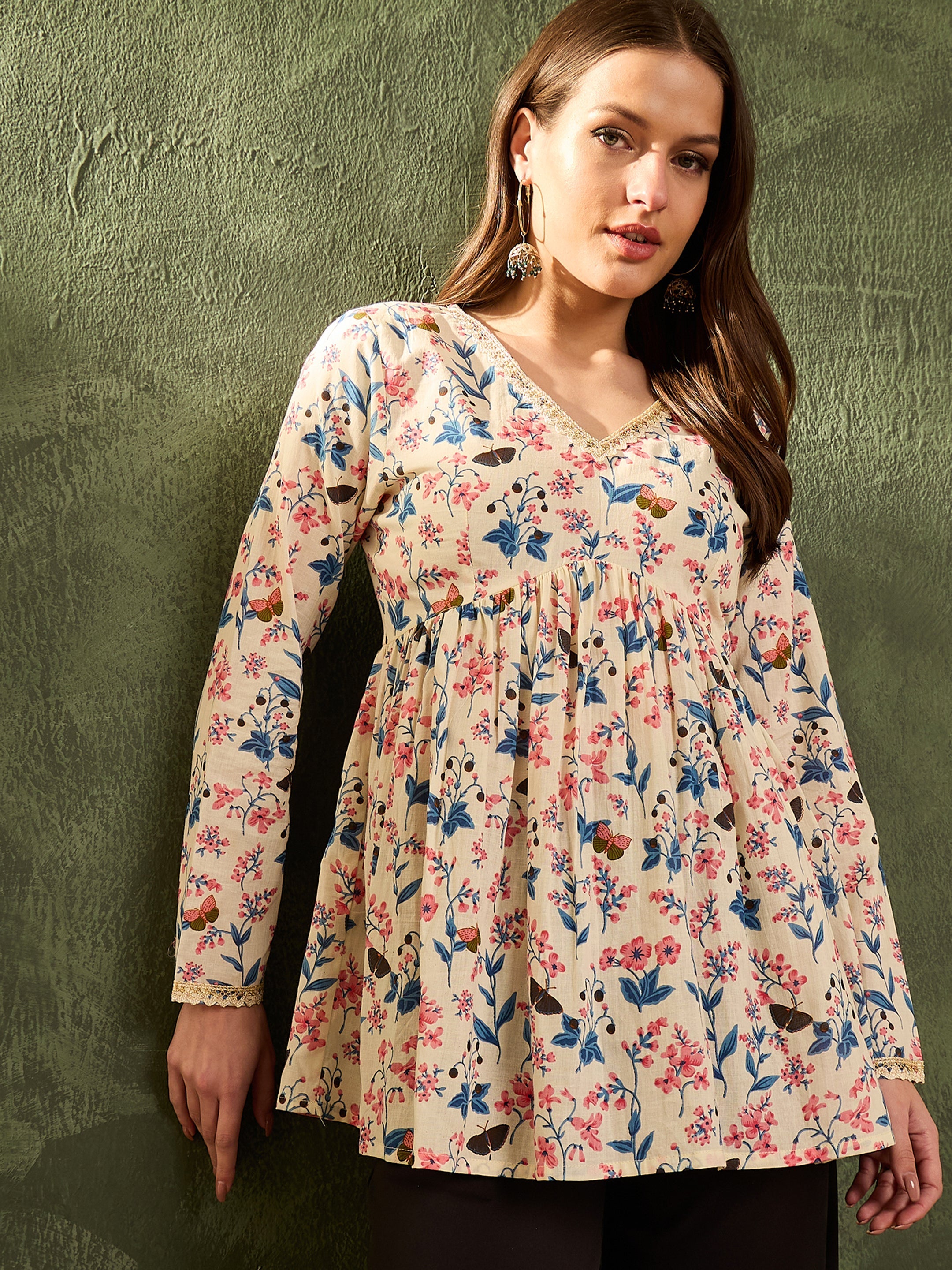 Women's Off White Floral V Neck Full Sleeves Peplum Kurti