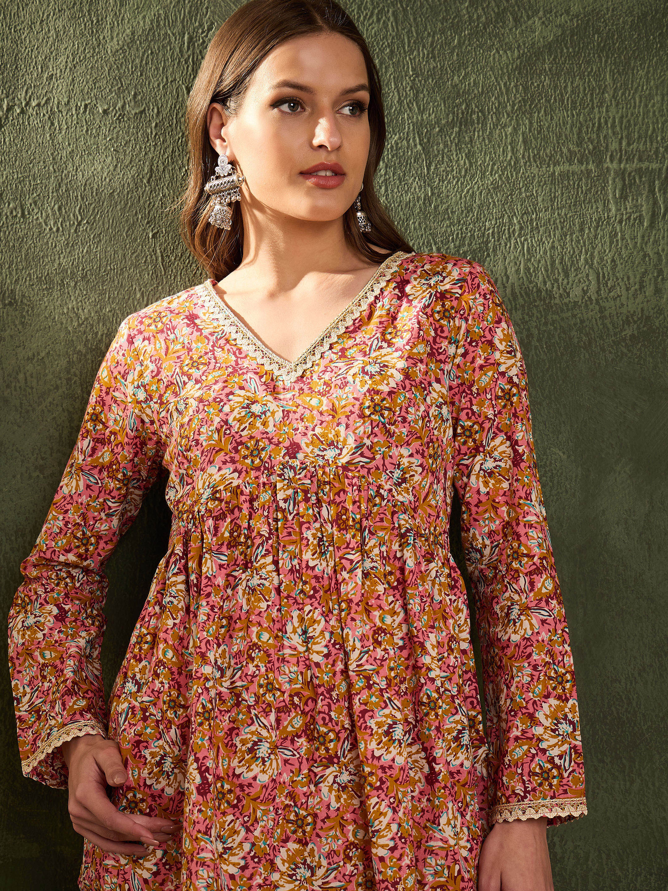 Women's Pink Floral V Neck Full Sleeves Peplum Kurti