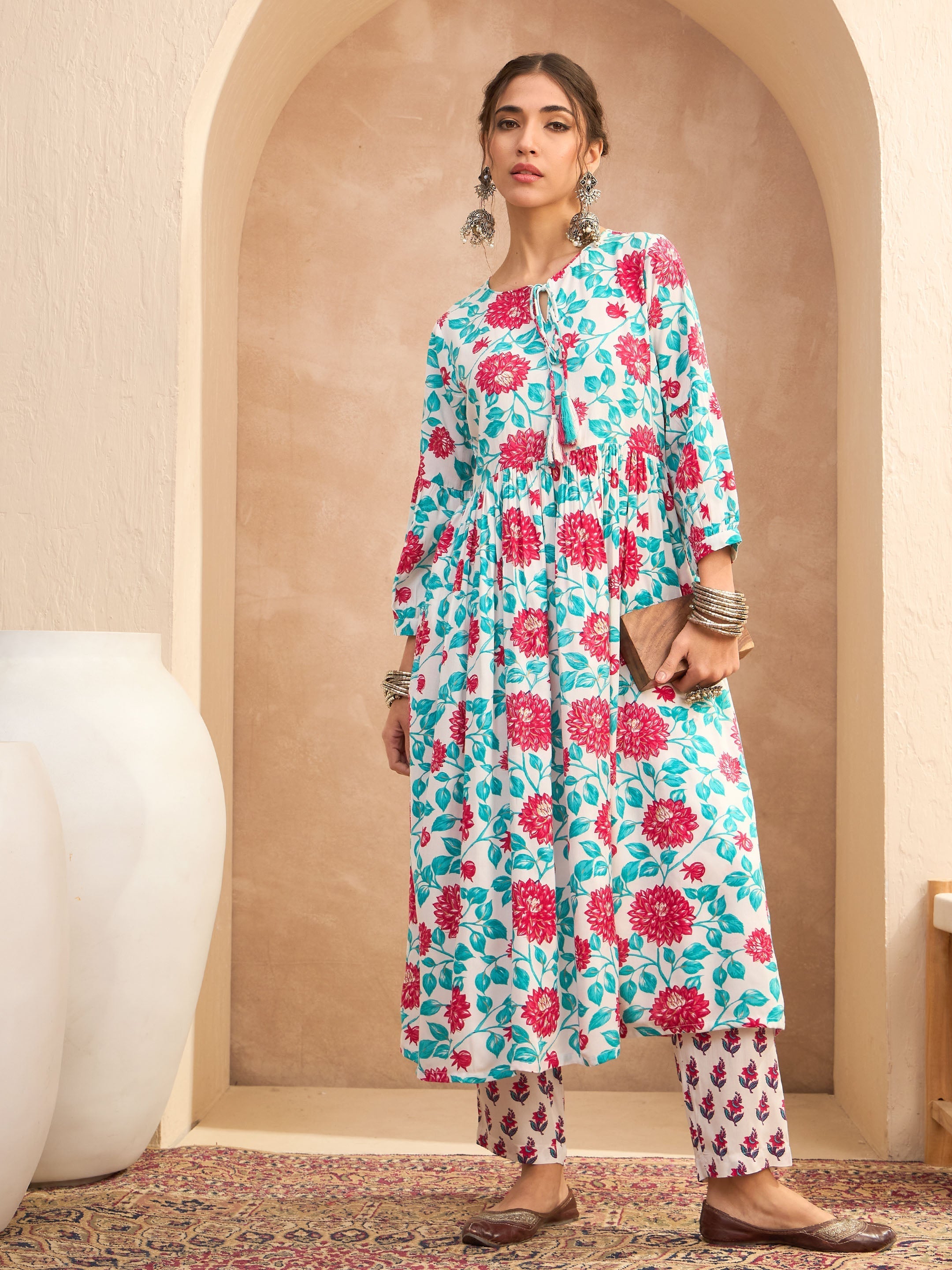 Women's Off White Floral Gathered Kurta With Pencil Pants-SHAE