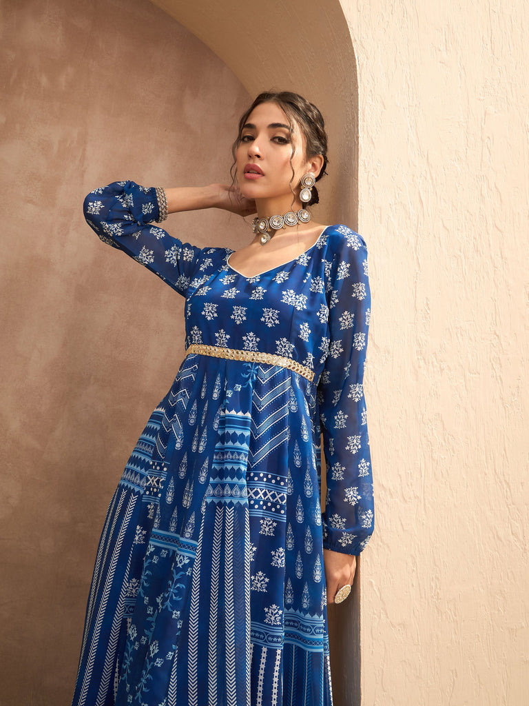 Women's Blue Floral Sweetheart Neck Anarkali Kurta With Palazz