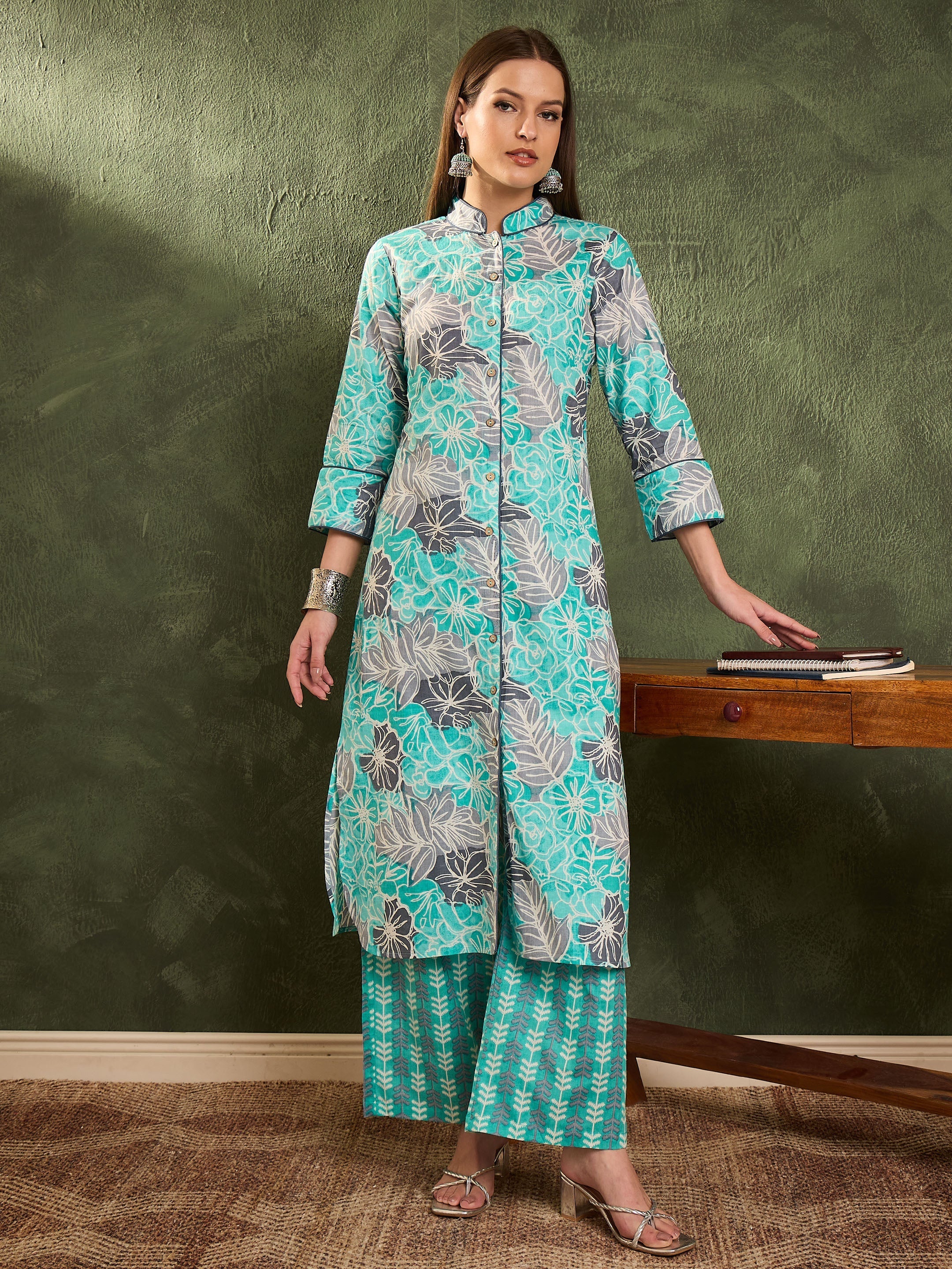 Women's Aqua Blue Floral Wood Button Kurta With Pants