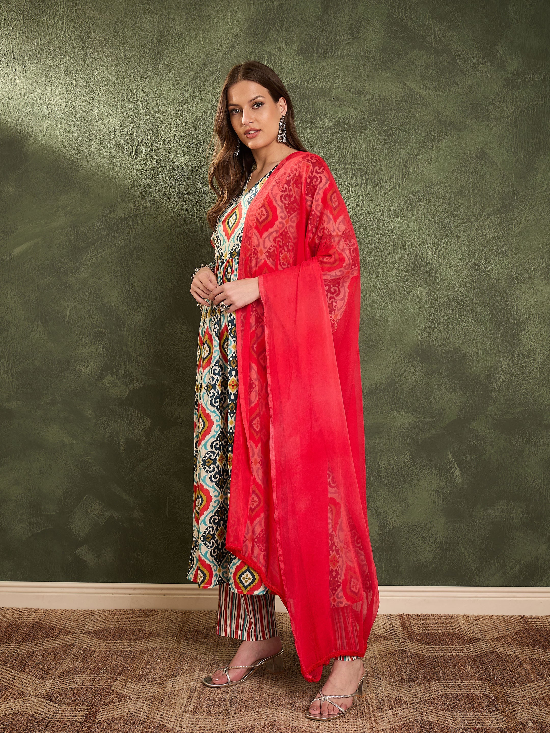 Women's Blue & Red Ikat Print Gathered Kurta Set with Dupatta