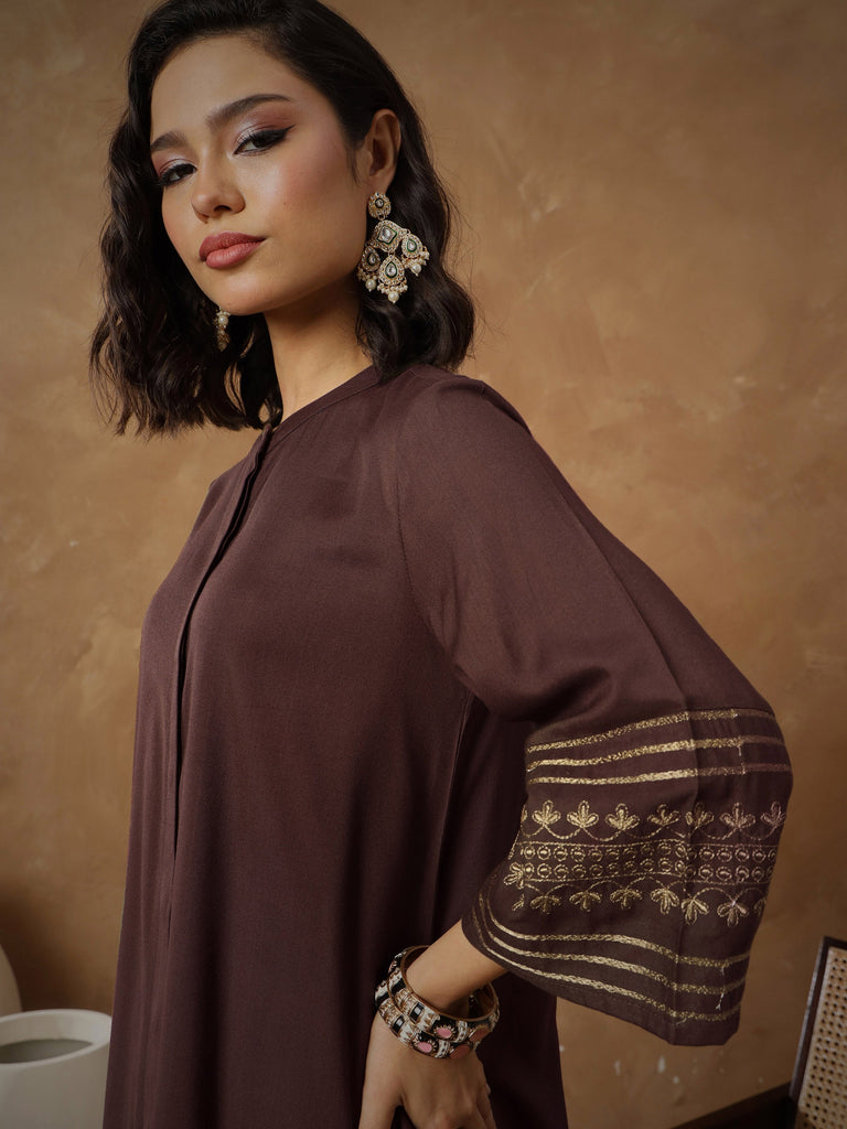 Women's Brown Zari Embroidered Sleeve Top With Pants