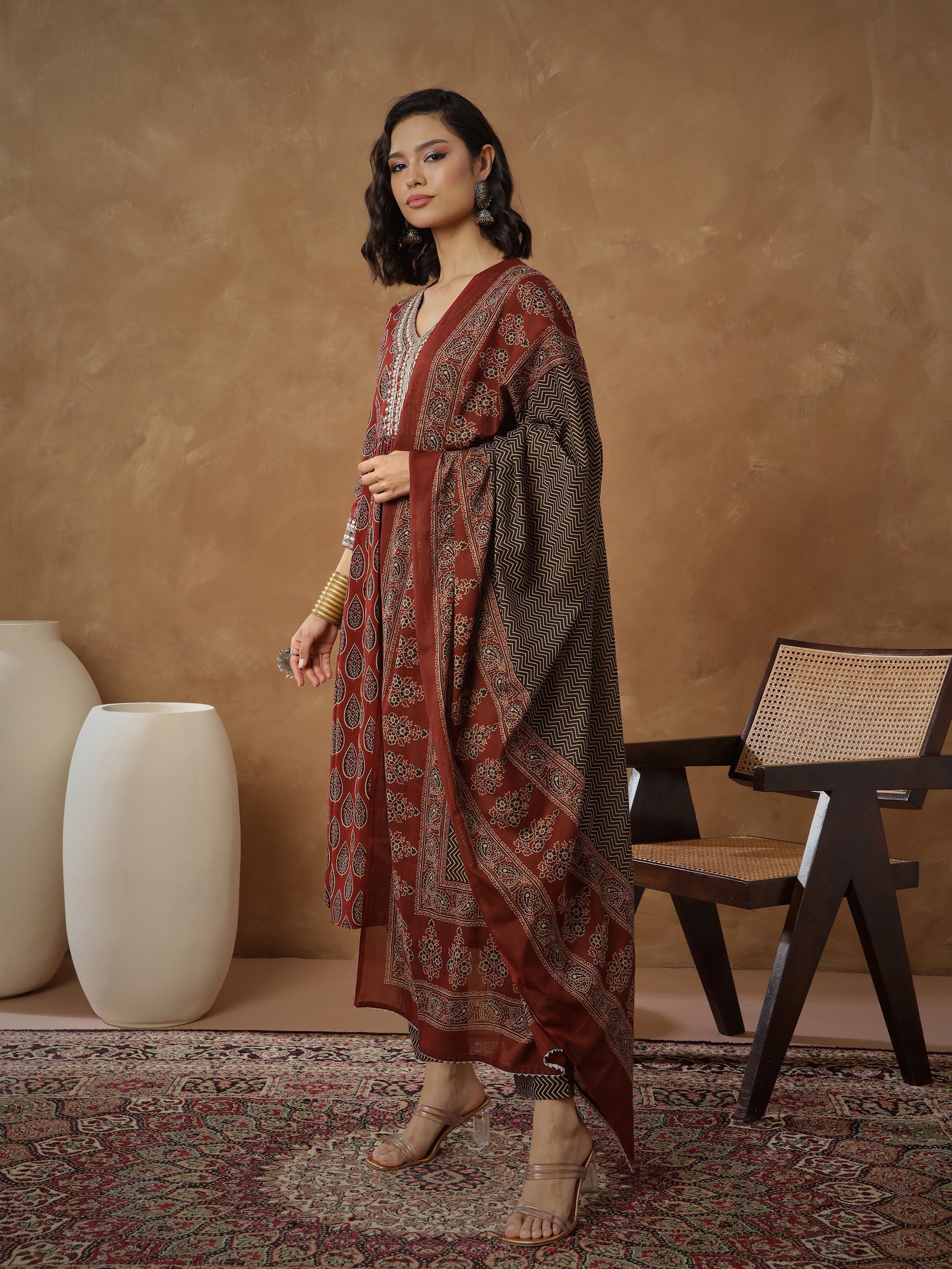 Women's Maroon Floral Gathered Kurta With Pants & Dupatta