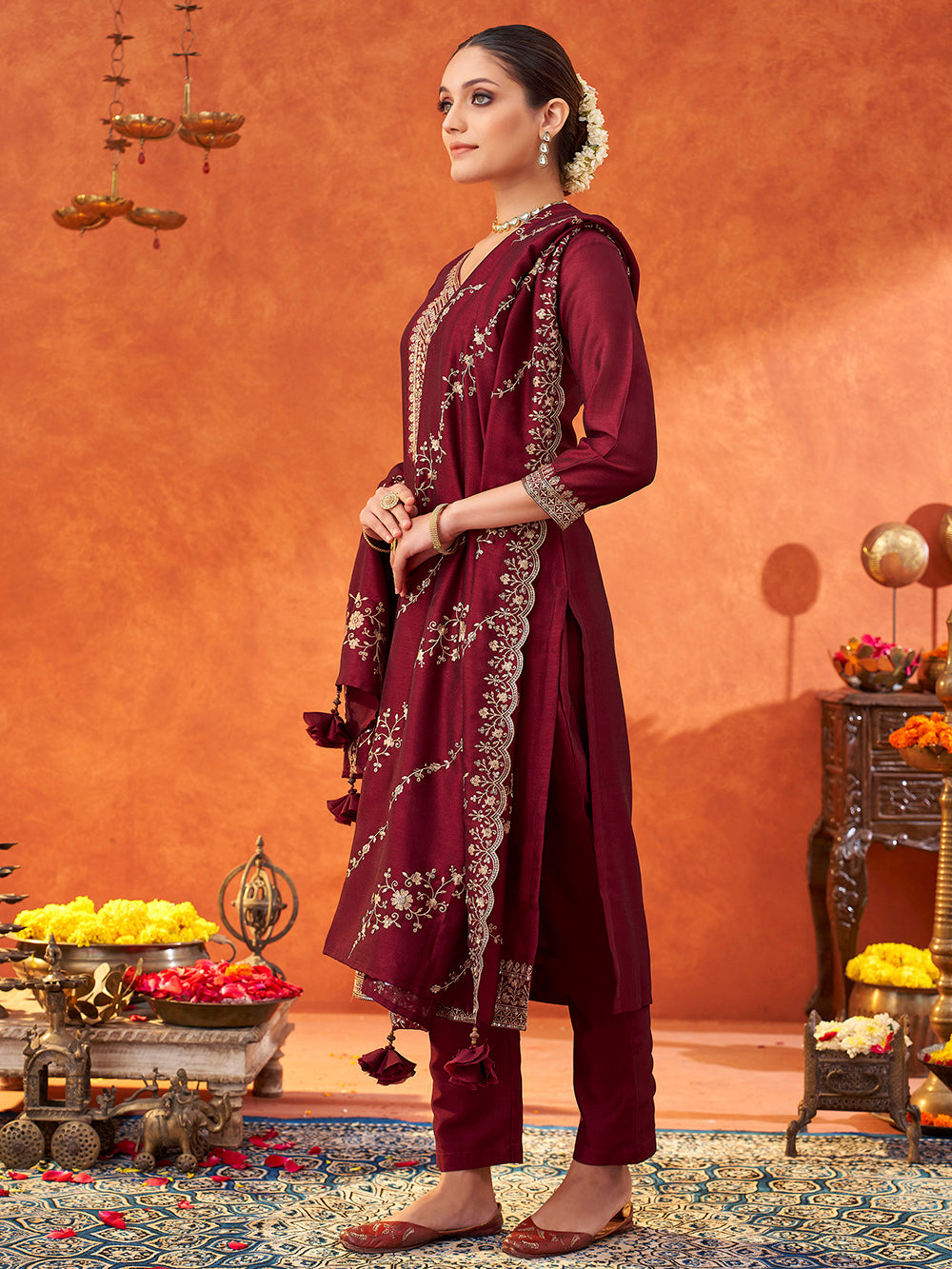Color_Maroon